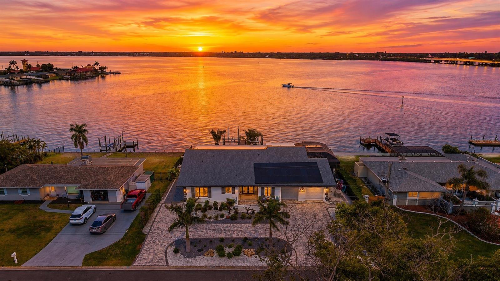 Photo of 5207 BAY STATE ROAD PALMETTO FL 34221
