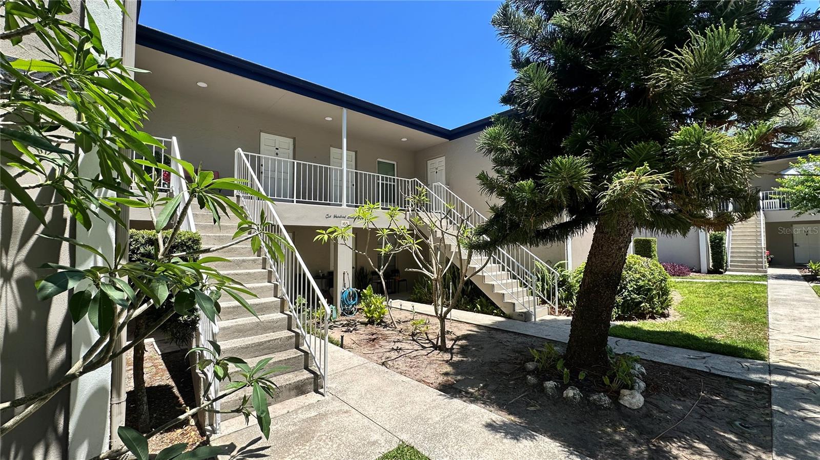 Photo of 165 PICARDY VILLA CIRCLE #202 BRANDON FL 33510