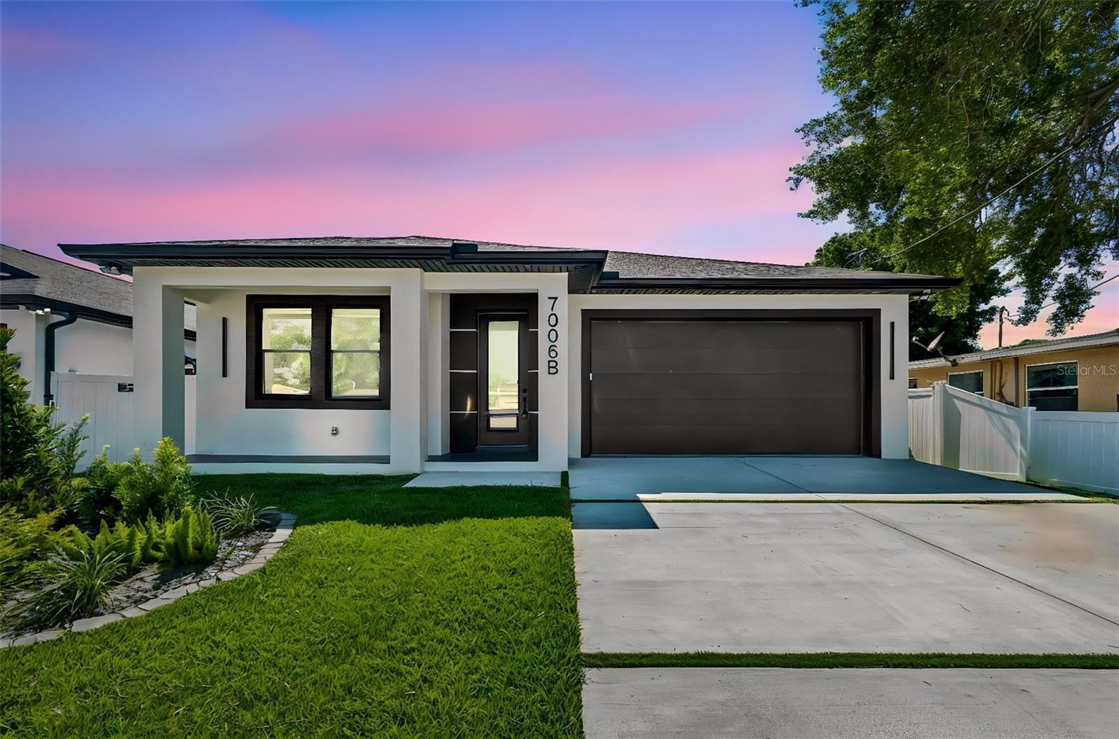 Photo of 7006 THATCHER AVE #B TAMPA FL 33614