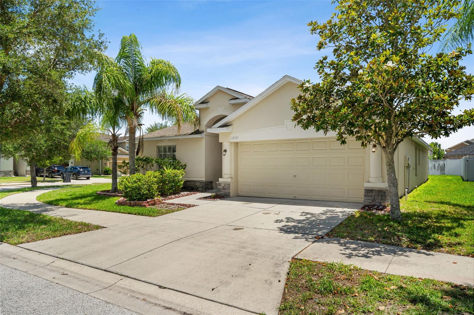 Photo of 13181 ROYAL PINES AVENUE RIVERVIEW FL 33579