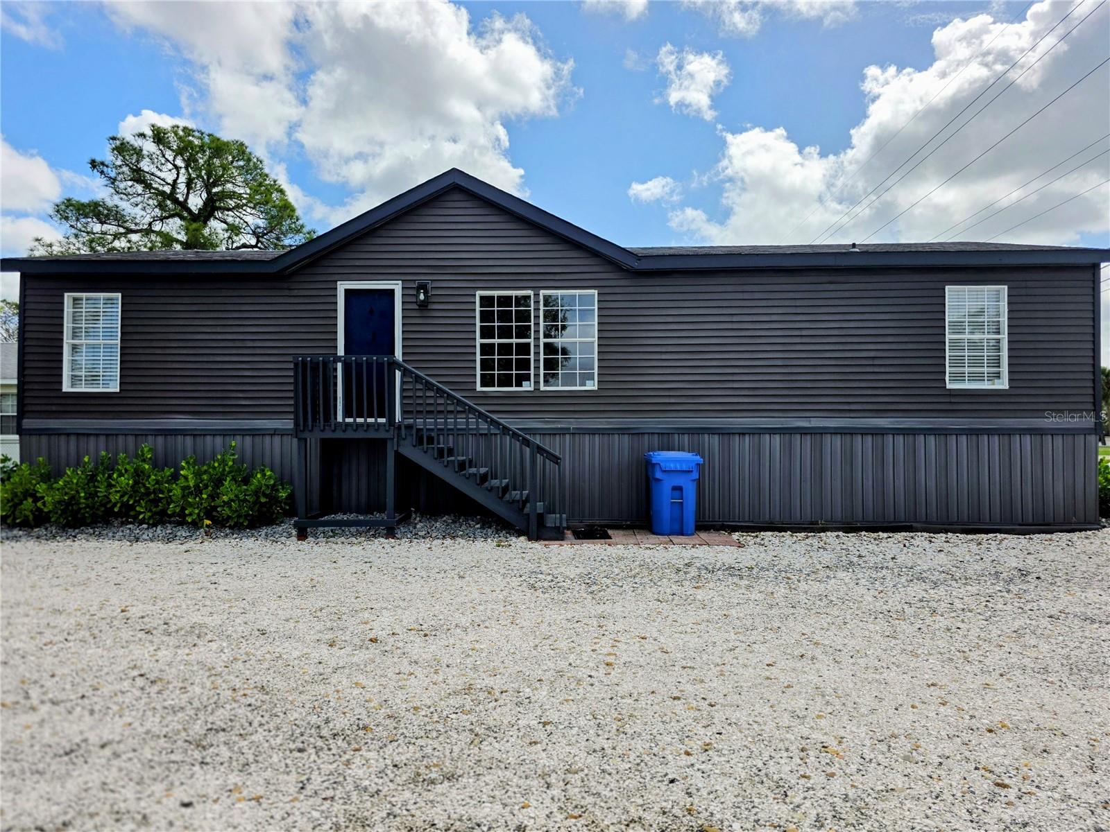 Photo of 205 W SHELL POINT ROAD #Bldg A RUSKIN FL 33570