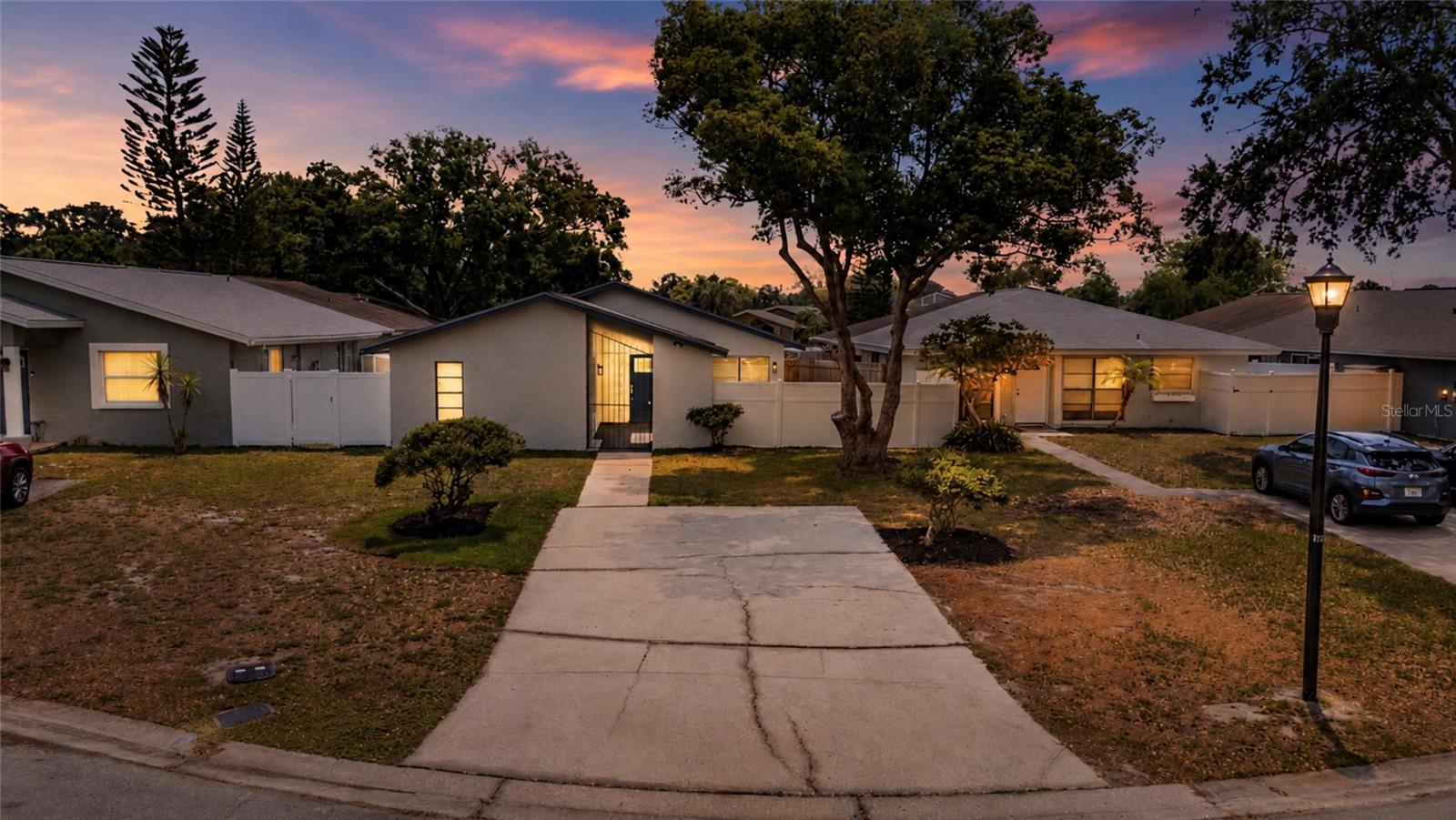 Photo of 11005 UNDERWOOD PLACE TAMPA FL 33624