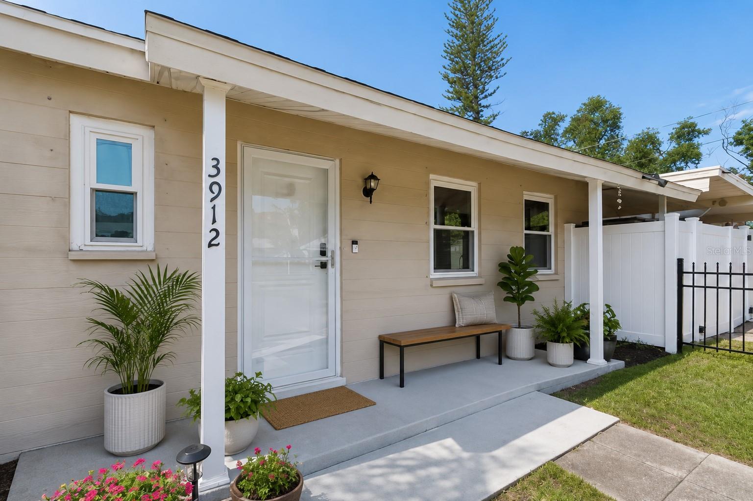 Photo of 3912 W LEILA AVENUE TAMPA FL 33616