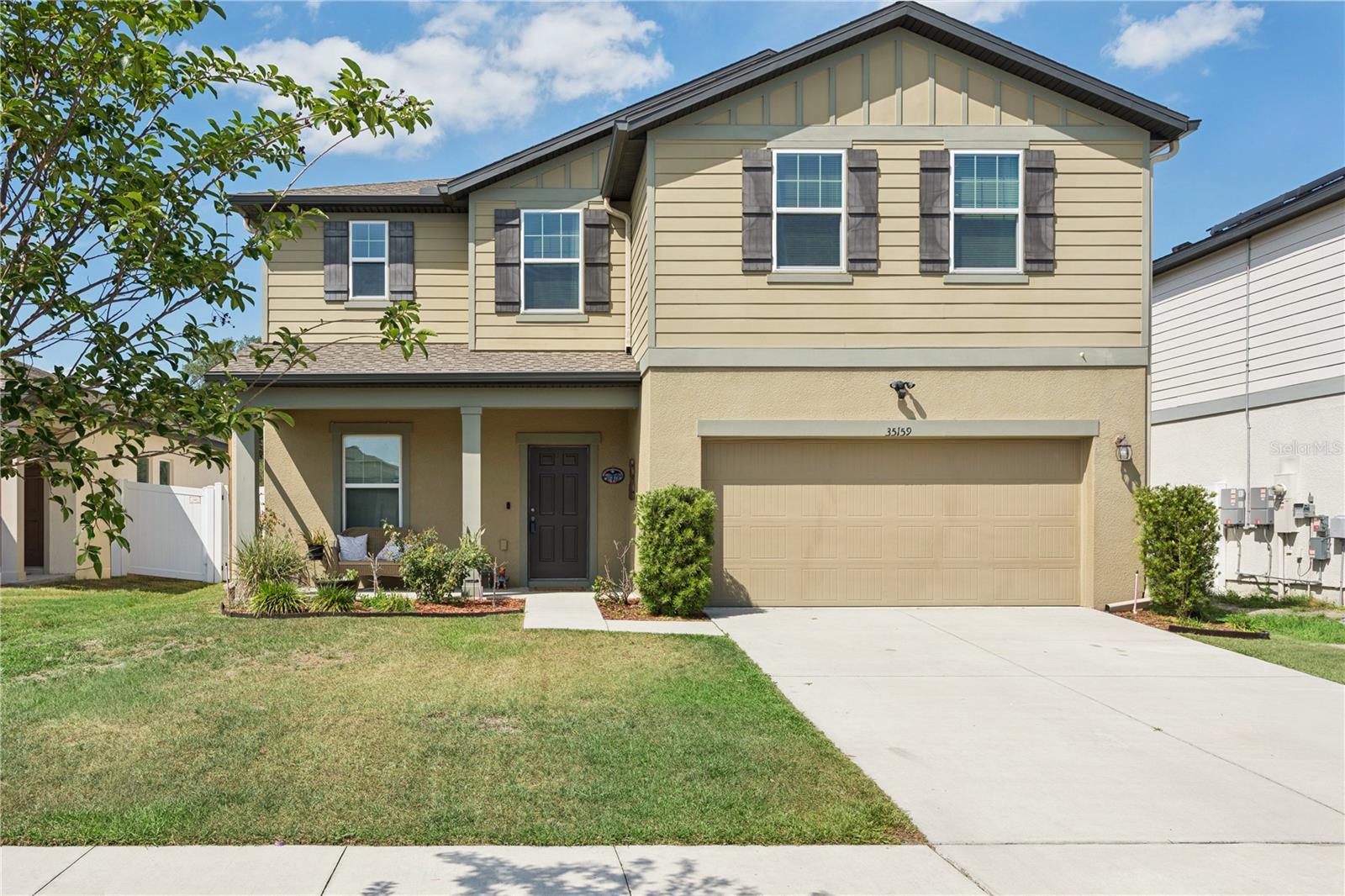 Photo of 35159 DAISY MEADOW LOOP ZEPHYRHILLS FL 33541