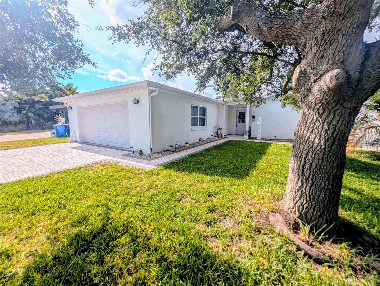 Photo of 1549 DELAWARE AVENUE ST PETERSBURG FL 33703