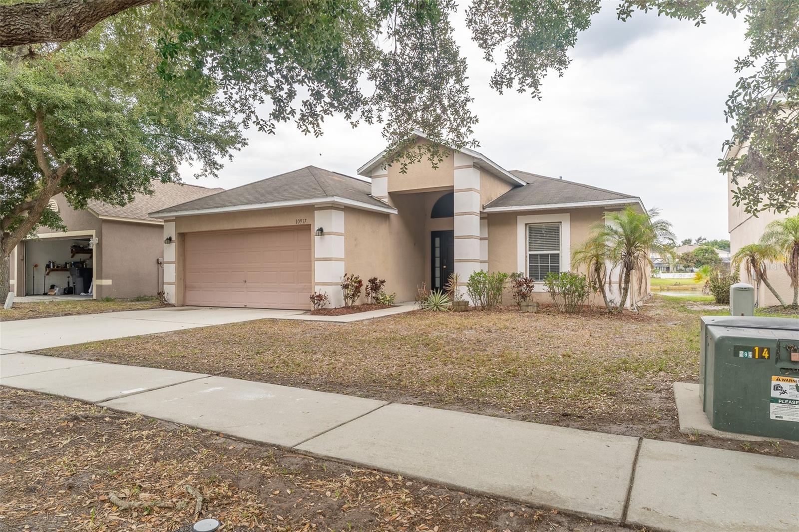 Photo of 10917 BANYAN WOOD WAY RIVERVIEW FL 33579