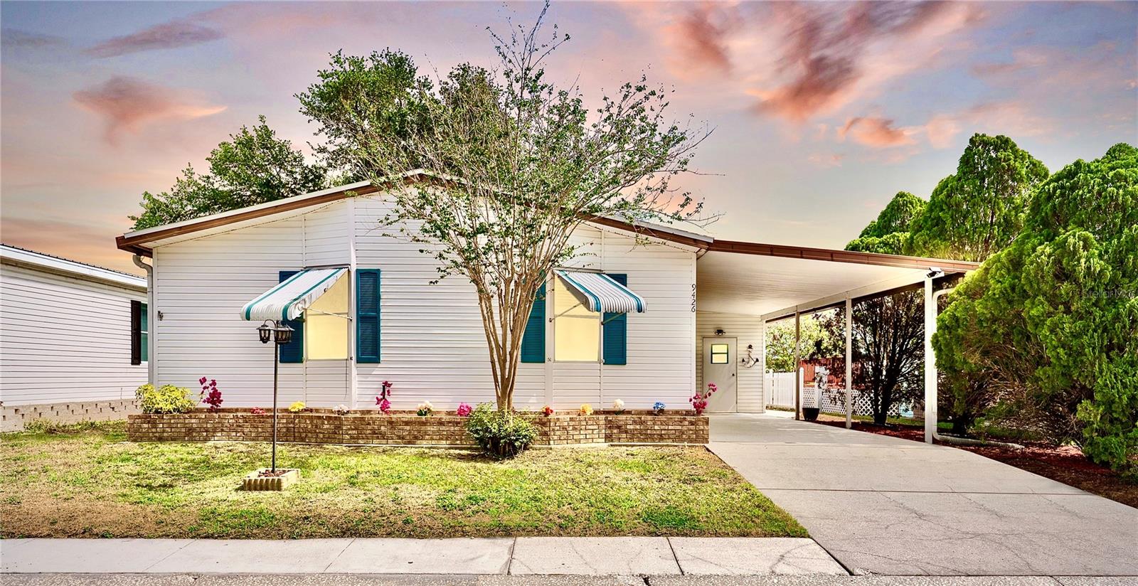 Photo of 9426 STAR GAZER LANE RIVERVIEW FL 33578