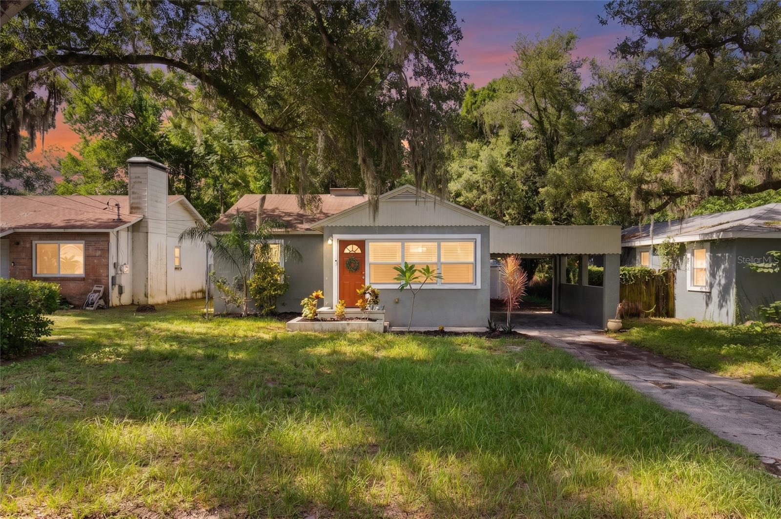Photo of 2013 E HENRY AVENUE TAMPA FL 33610