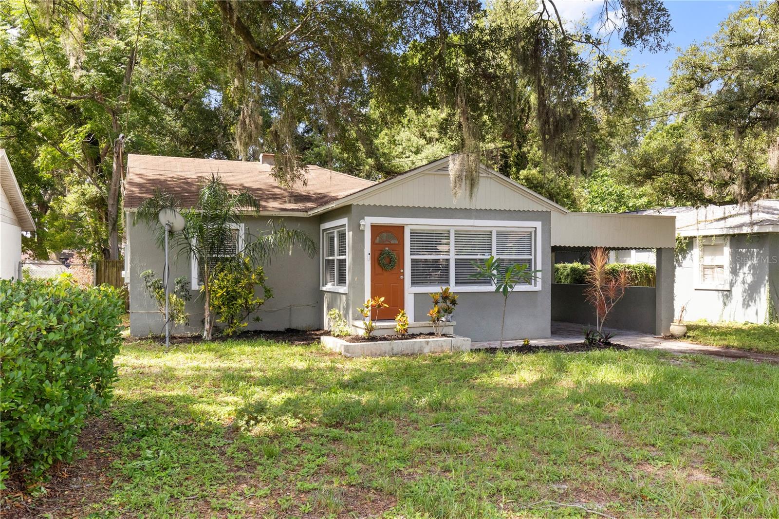 Photo of 2013 E HENRY AVENUE TAMPA FL 33610