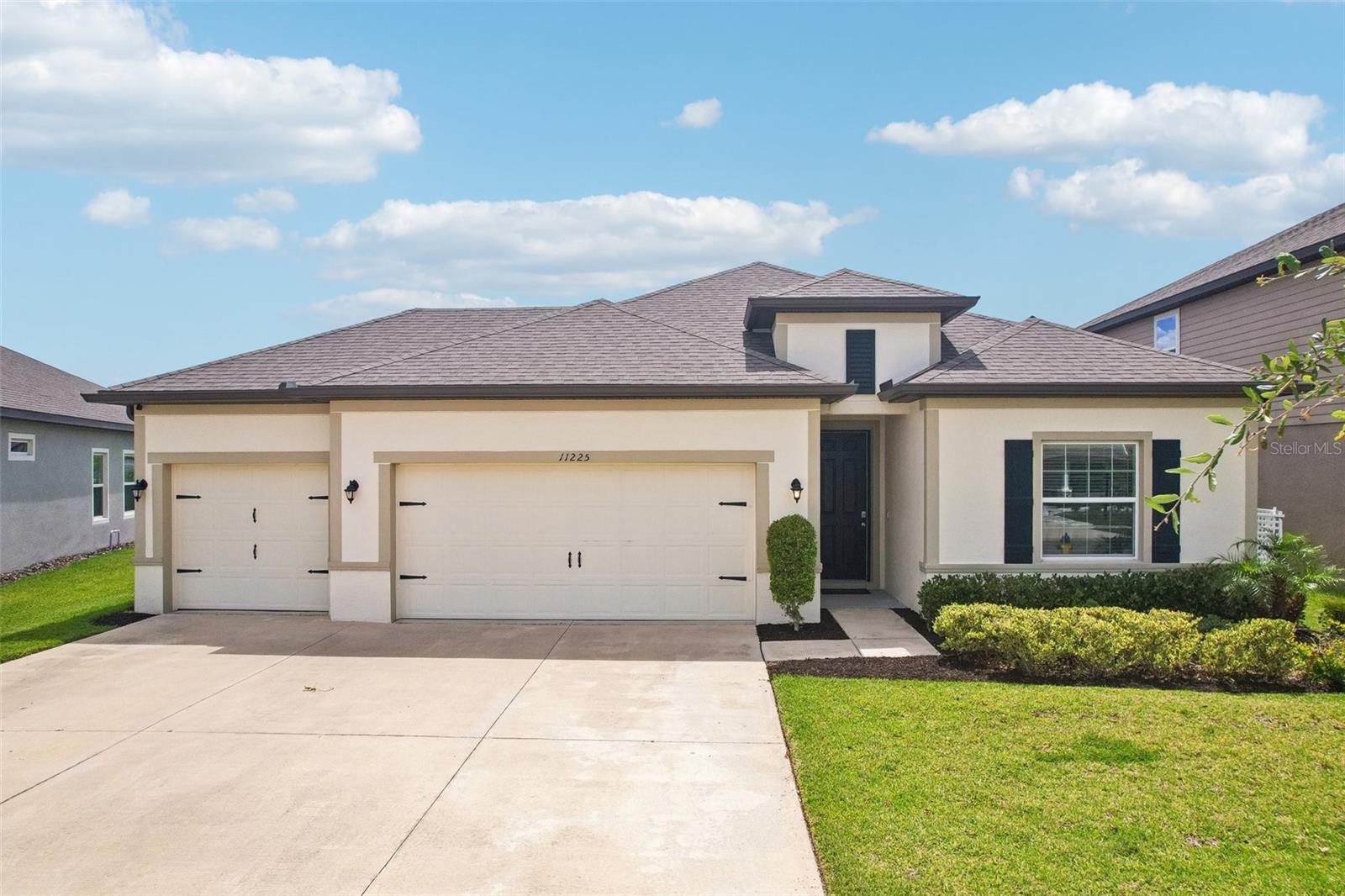 Photo of 11225 JUNE BRIAR LOOP SAN ANTONIO FL 33576