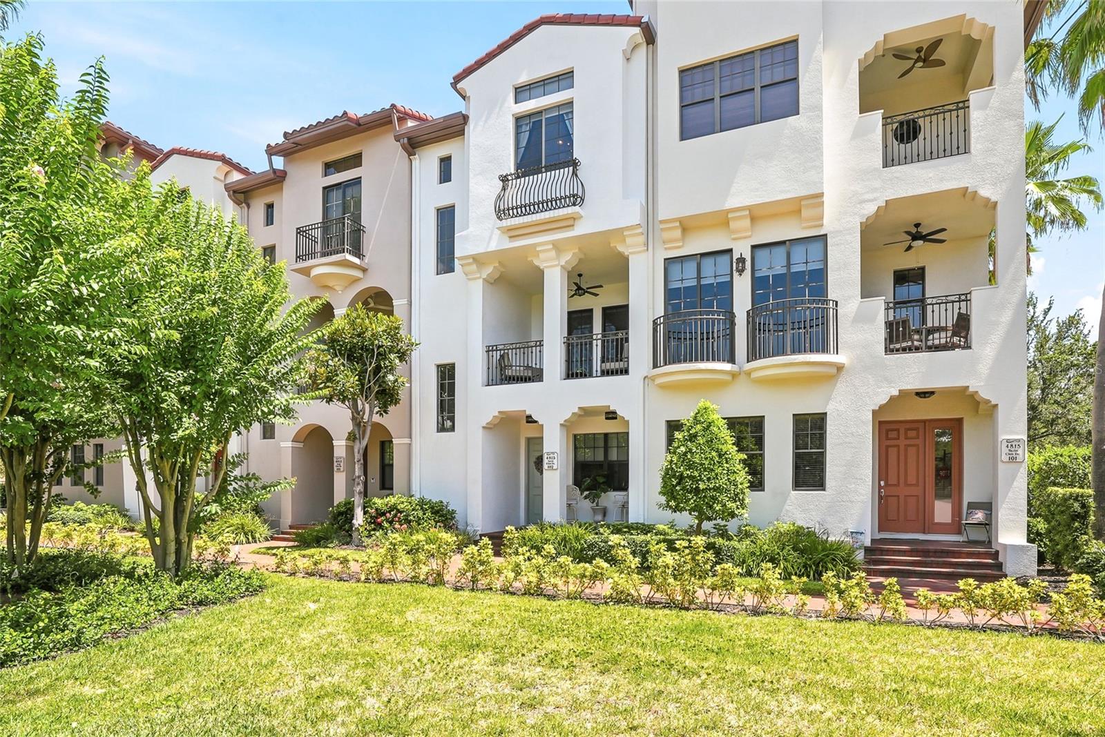 Photo of 4815 YACHT CLUB DRIVE #102 TAMPA FL 33616