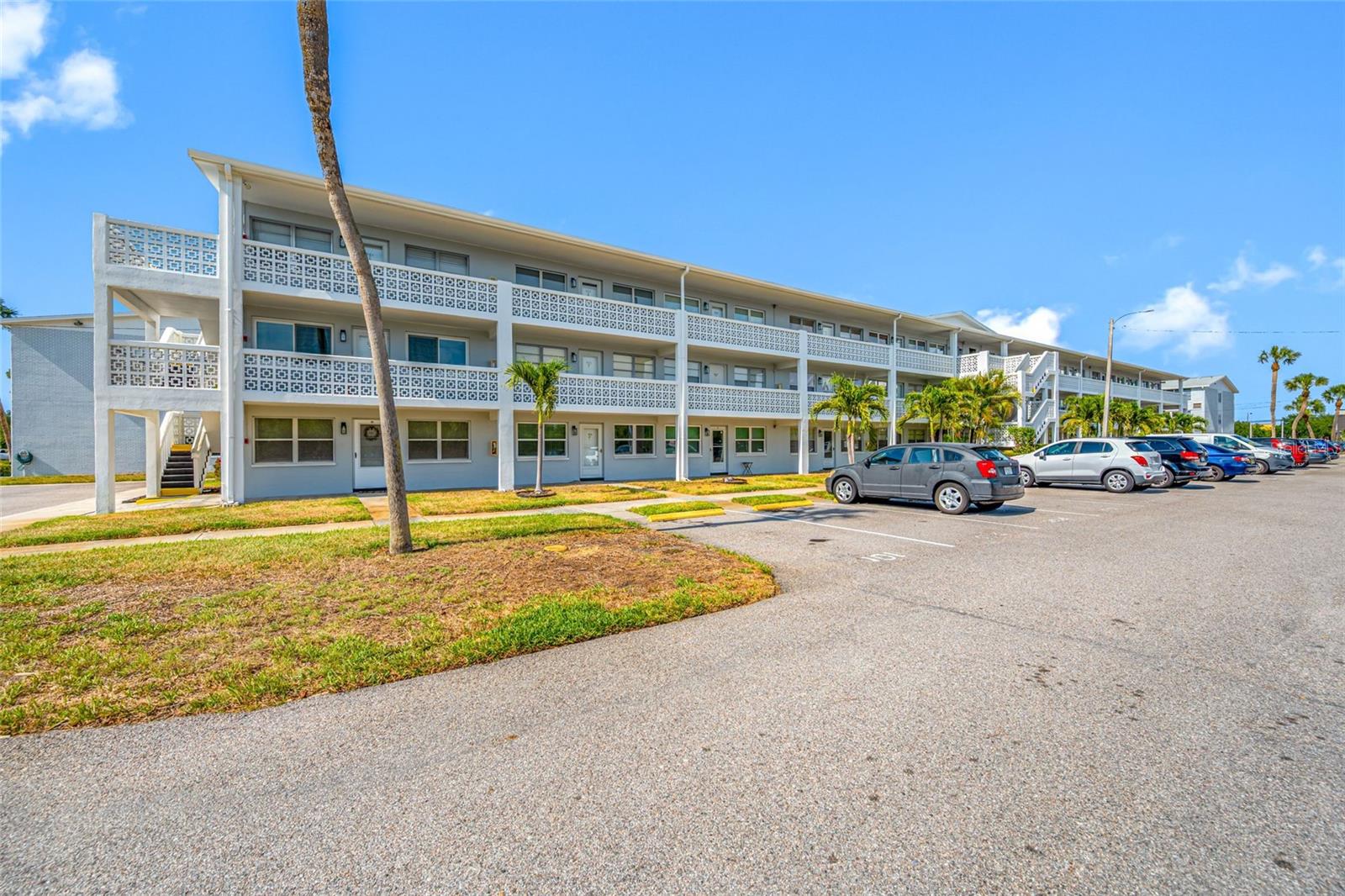 Photo of 1001 77TH AVENUE #308 ST PETERSBURG FL 33702