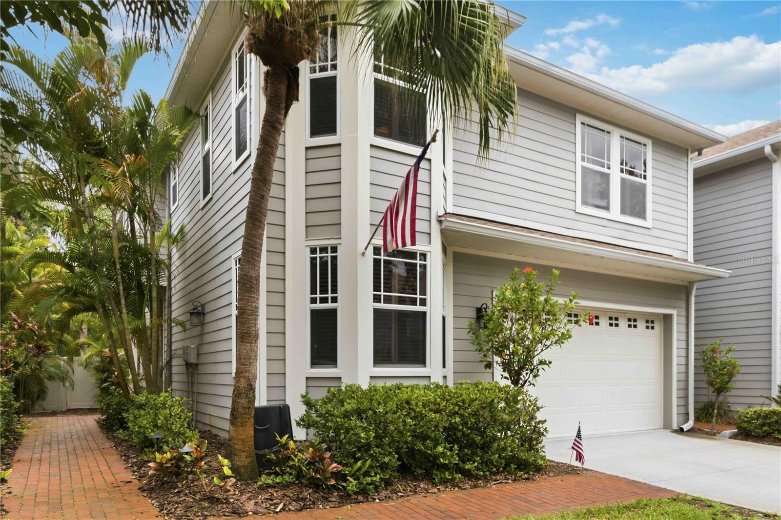 Photo of 2869 BAYSHORE TRAILS DRIVE TAMPA FL 33611