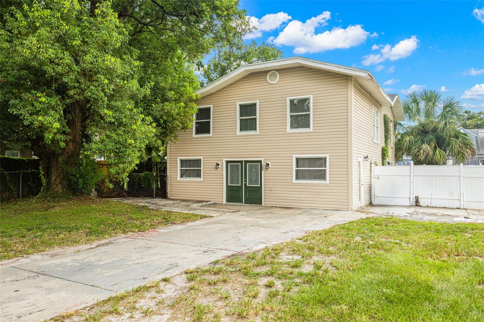Photo of 305 E HANNA AVENUE TAMPA FL 33604