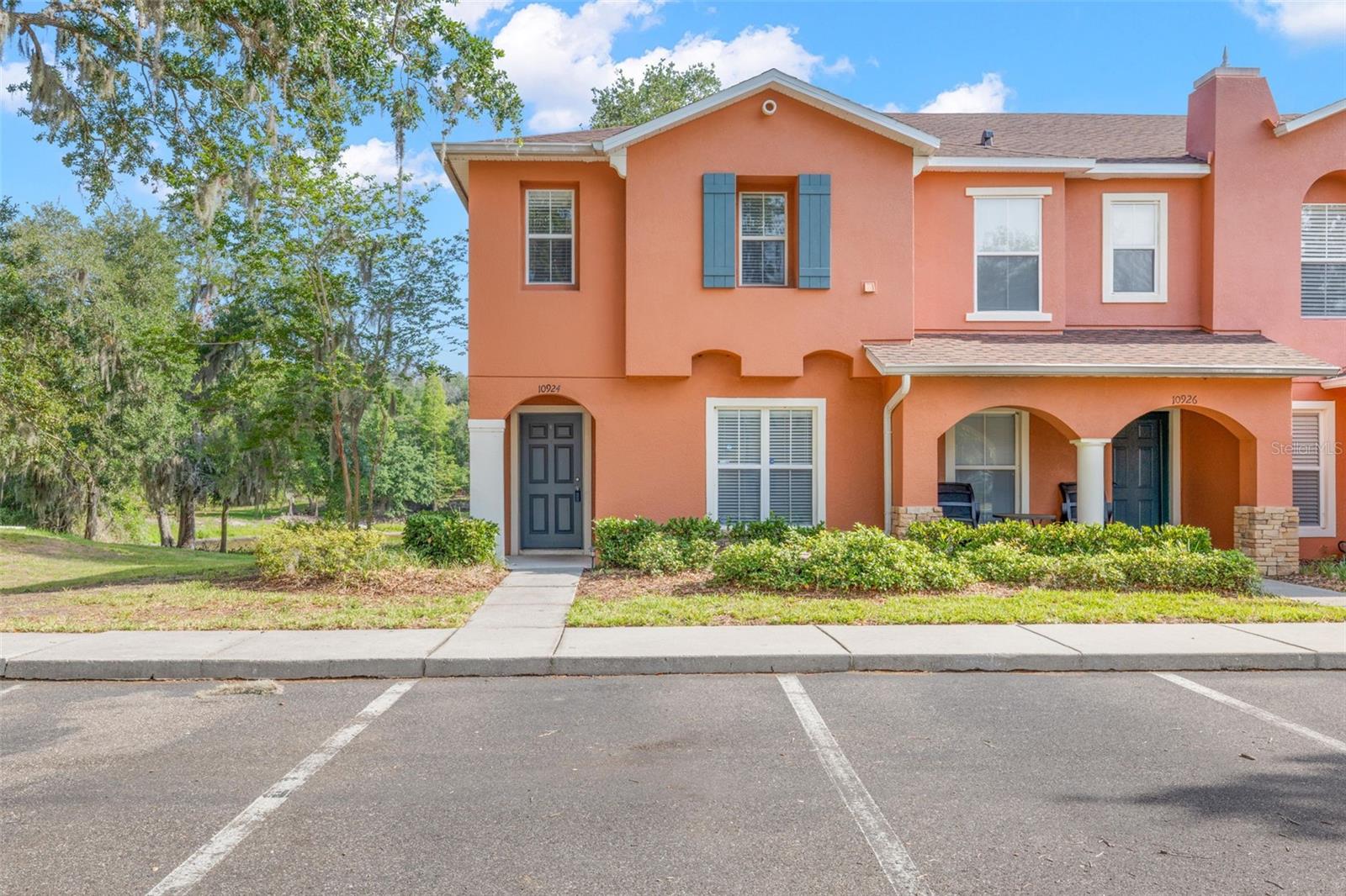 Photo of 10924 JOHANNA AVENUE RIVERVIEW FL 33578