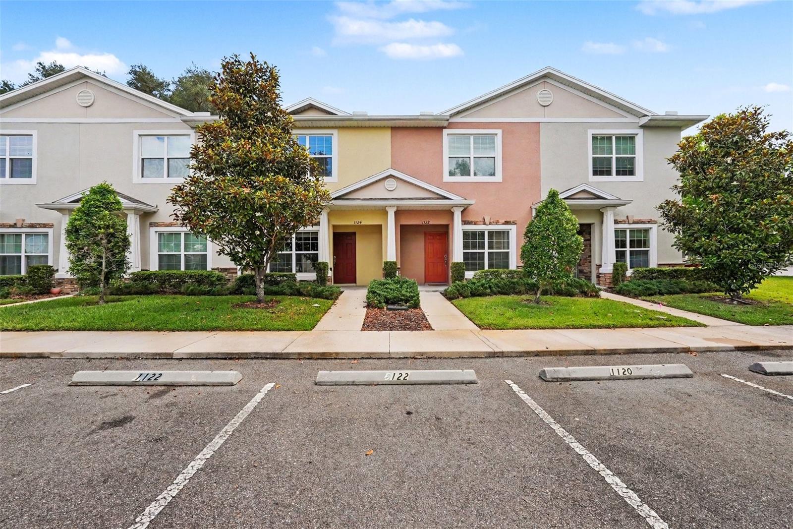 Photo of 1124 HILLHURST DRIVE WESLEY CHAPEL FL 33543