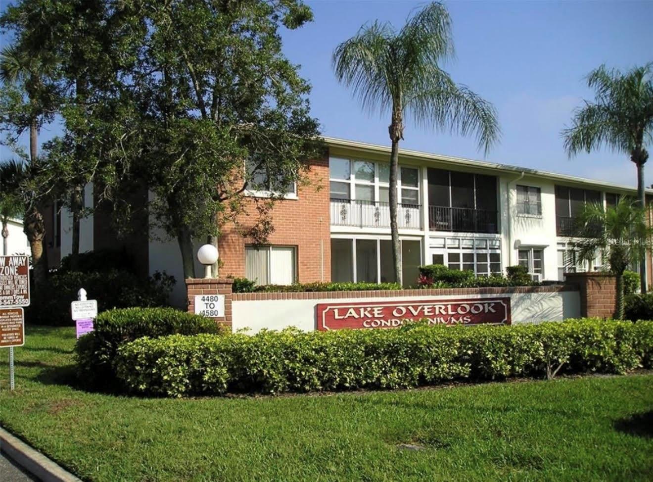 Photo of 4500 OVERLOOK DRIVE #107 ST PETERSBURG FL 33703