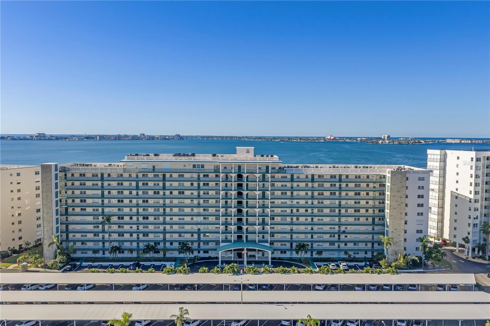 Photo of 6020 SHORE BOULEVARD #712 GULFPORT FL 33707