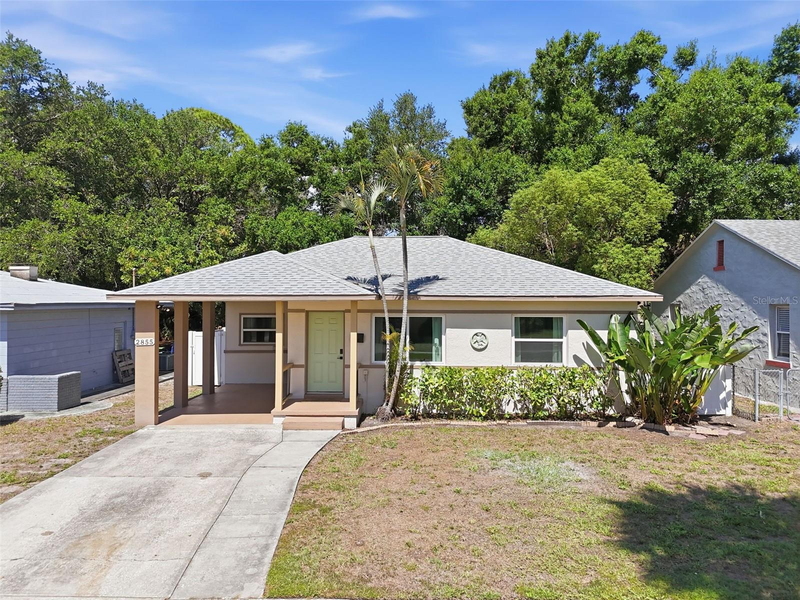 Photo of 2855 VALENCIA WAY ST PETERSBURG FL 33705
