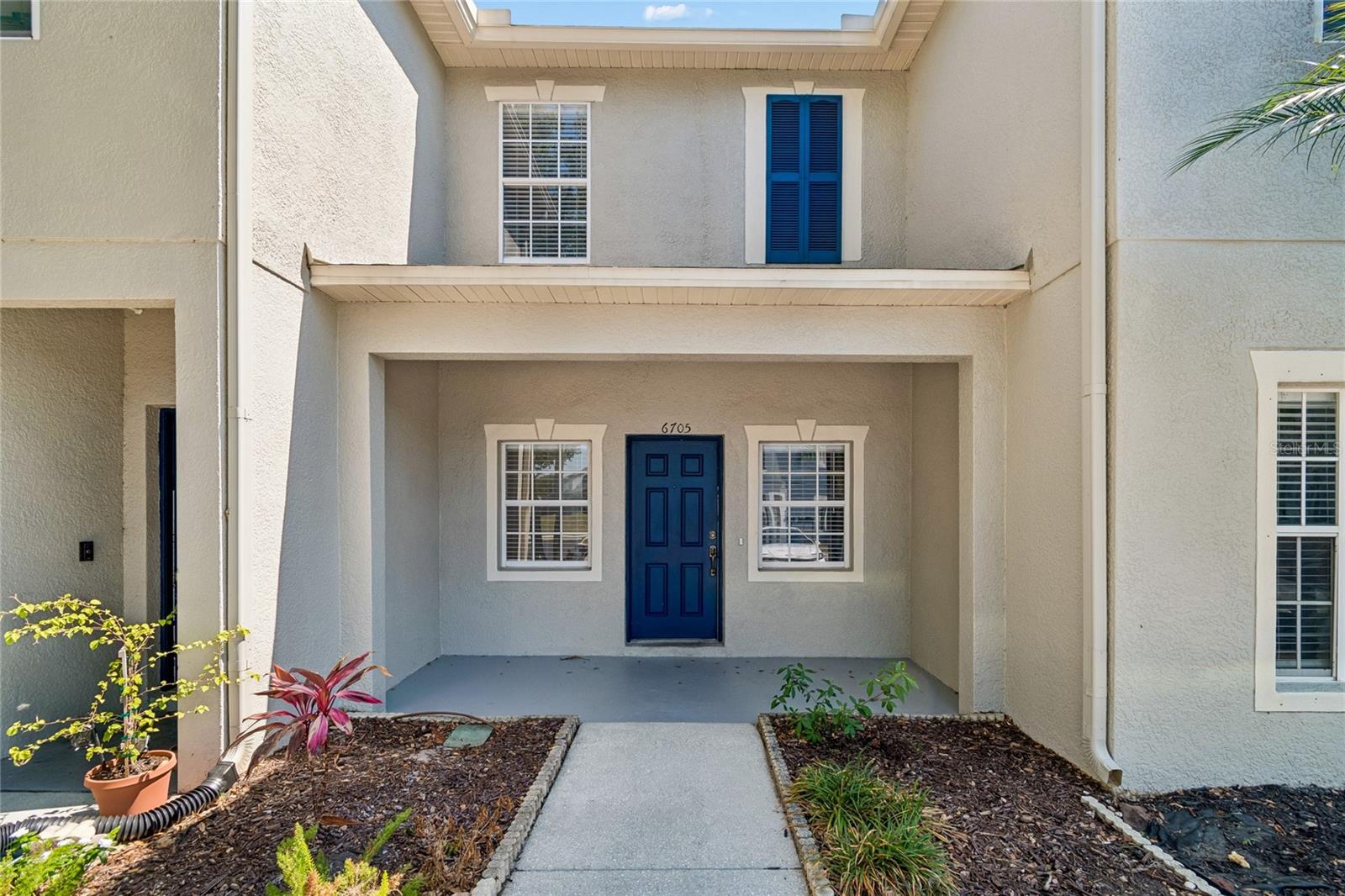 Photo of 6705 LAKE ROCHESTER LANE GIBSONTON FL 33534