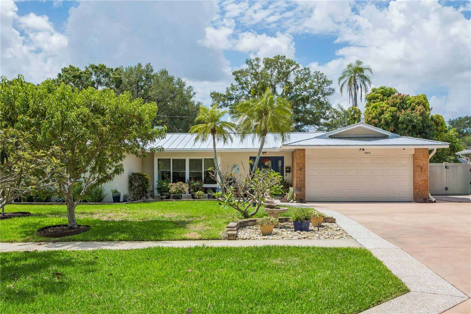 Photo of 1883 OAKDALE LANE CLEARWATER FL 33764