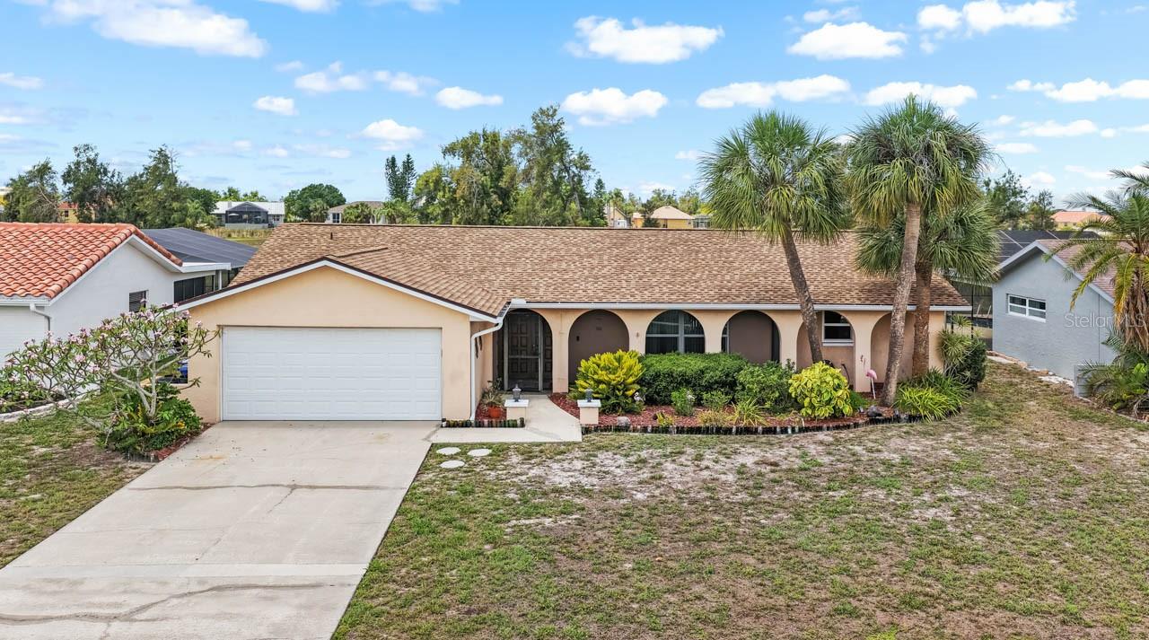 Photo of 736 FLAMINGO DRIVE APOLLO BEACH FL 33572