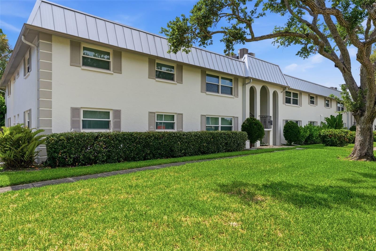 Photo of 5800 HOLLYWOOD BOULEVARD #214 SARASOTA FL 34231