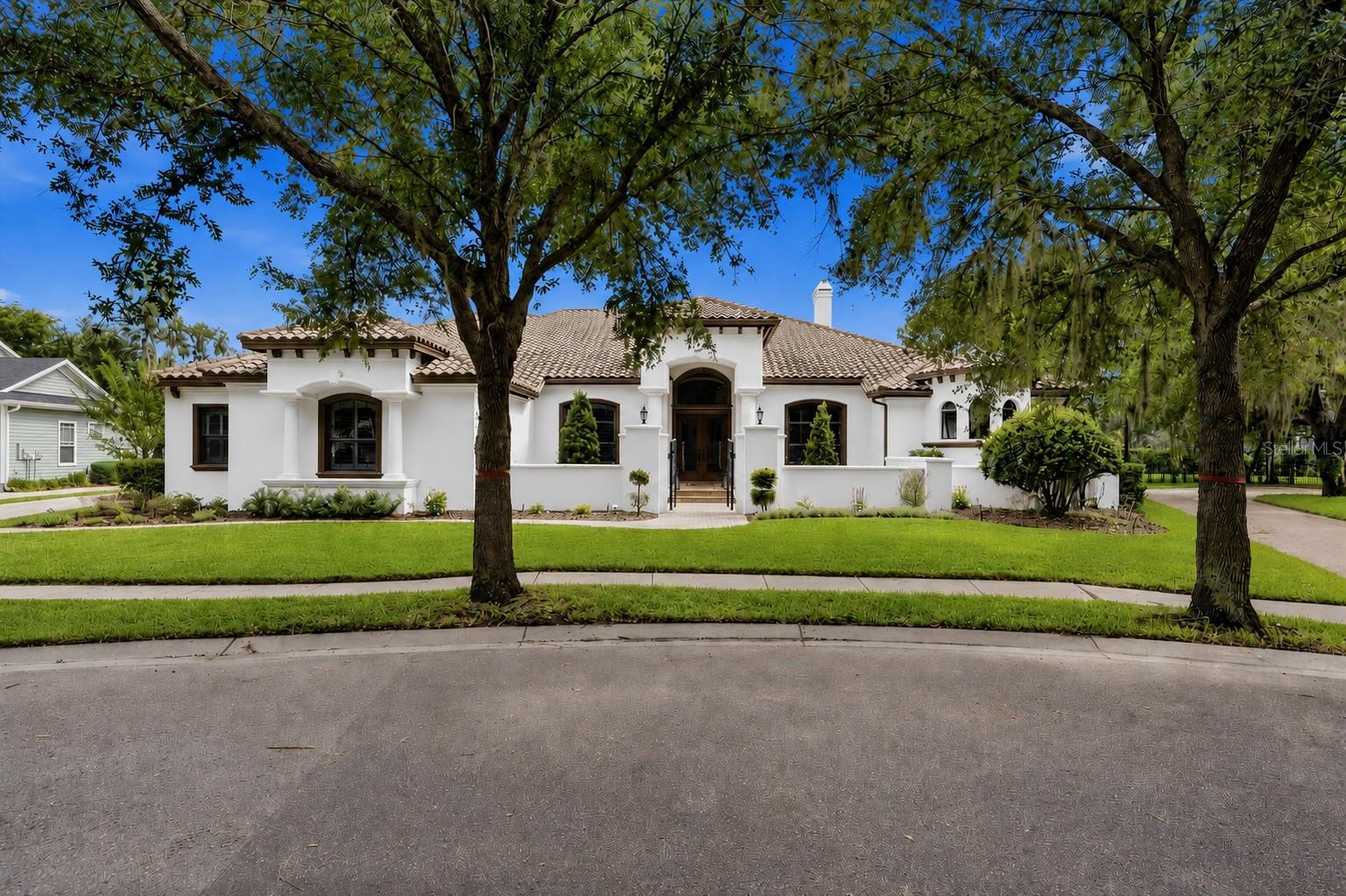 Photo of 16303 DUNLINDALE DRIVE LITHIA FL 33547