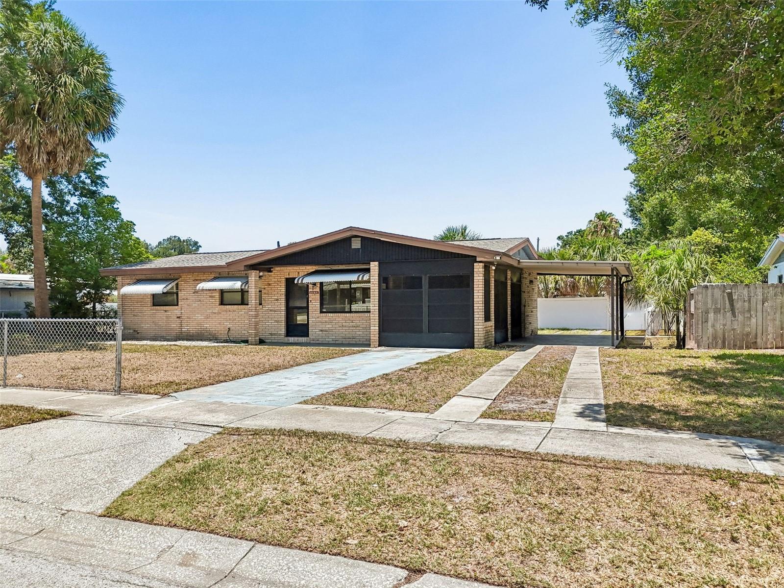 Photo of 4721 W FAIRVIEW HEIGHTS TAMPA FL 33616