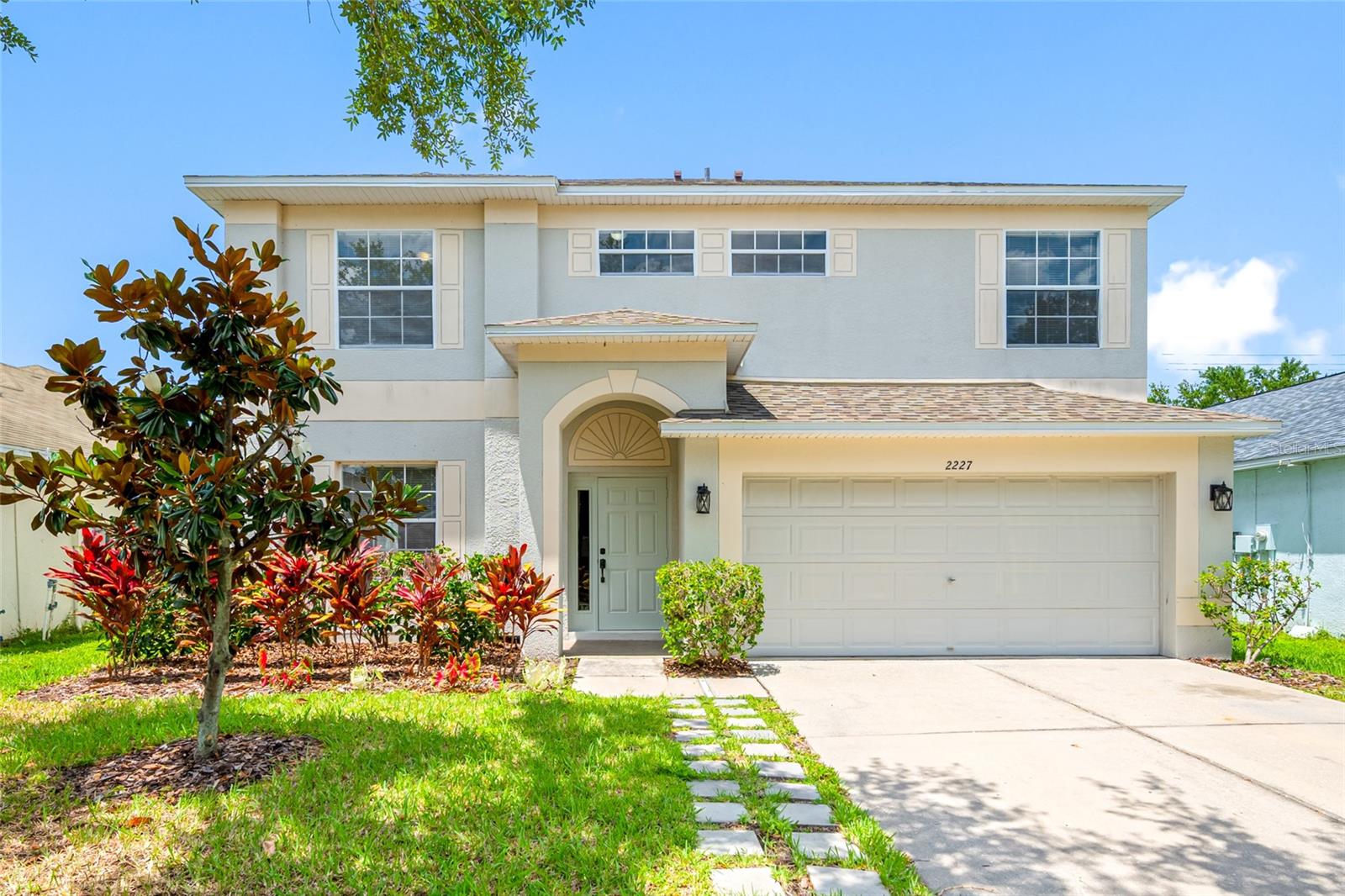 Photo of 2227 ROANOKE SPRINGS DRIVE RUSKIN FL 33570