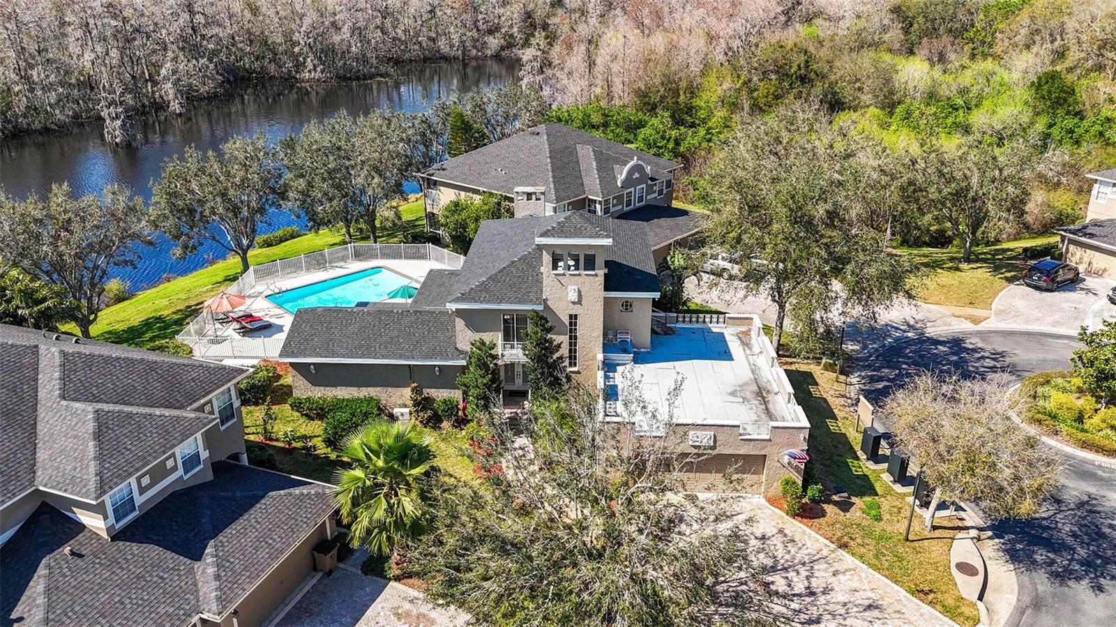 Photo of 7425 TERRACE RIVER DRIVE TAMPA FL 33637