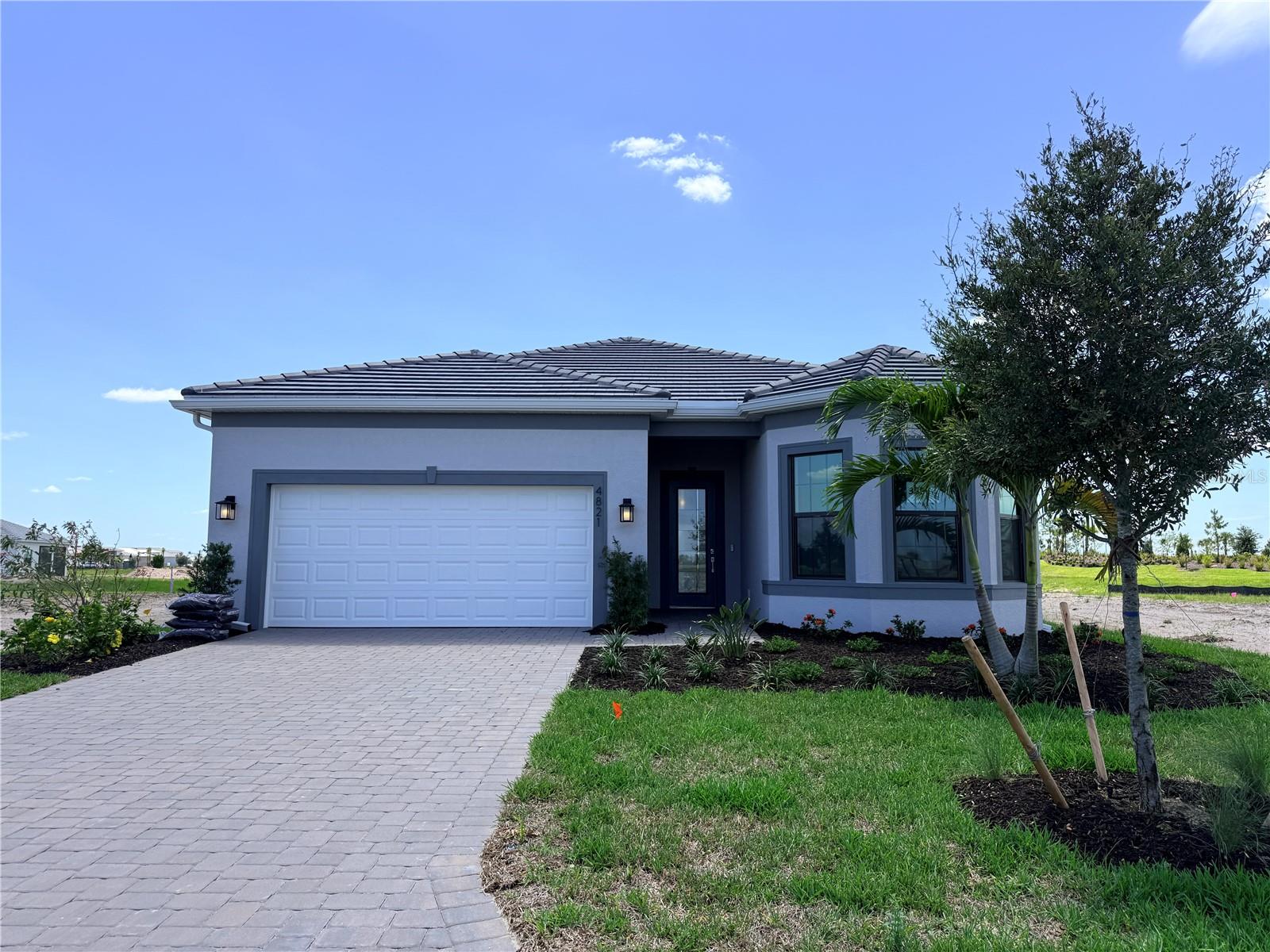 Photo of 4821 LONG POINT RUN LAKEWOOD RANCH FL 34211