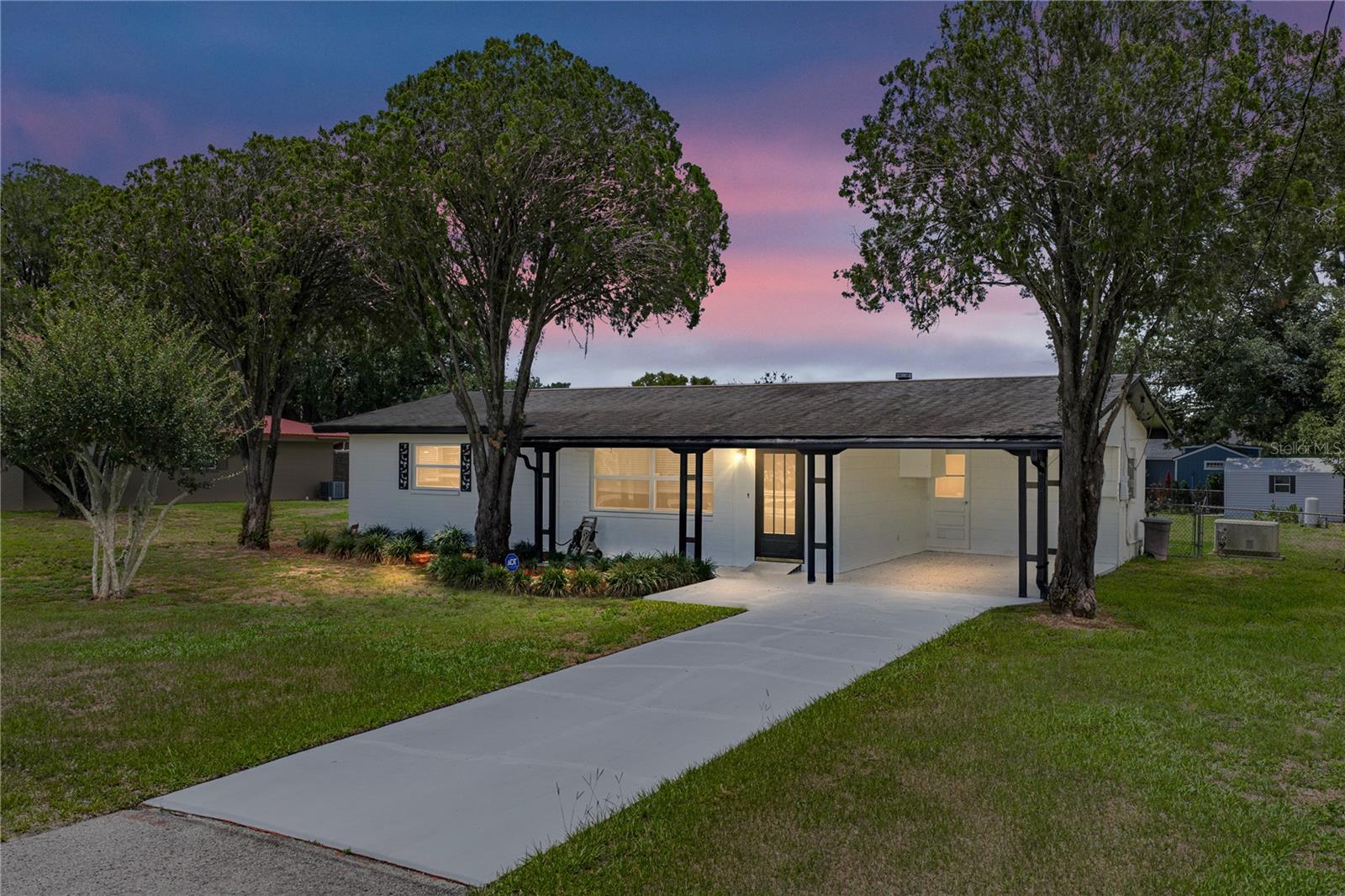 Photo of 37136 MANDARIN AVENUE ZEPHYRHILLS FL 33541