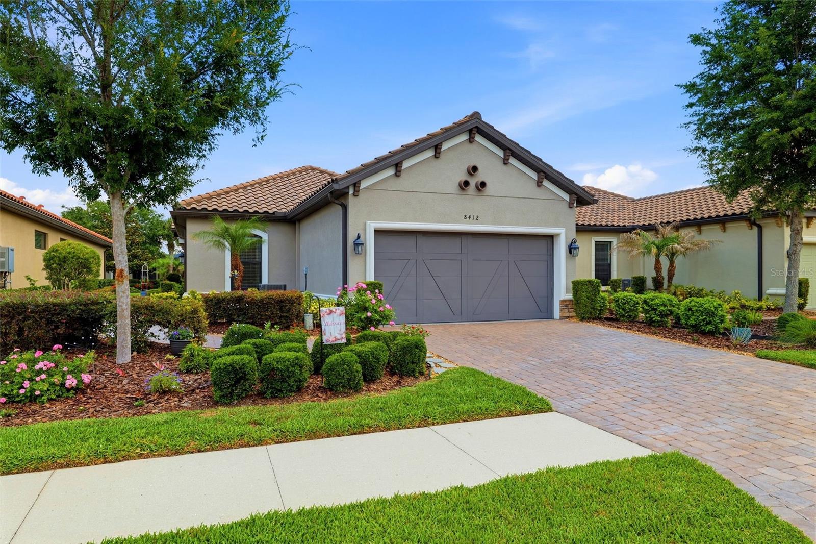 Photo of 8412 ALBERATA VISTA DRIVE TAMPA FL 33647