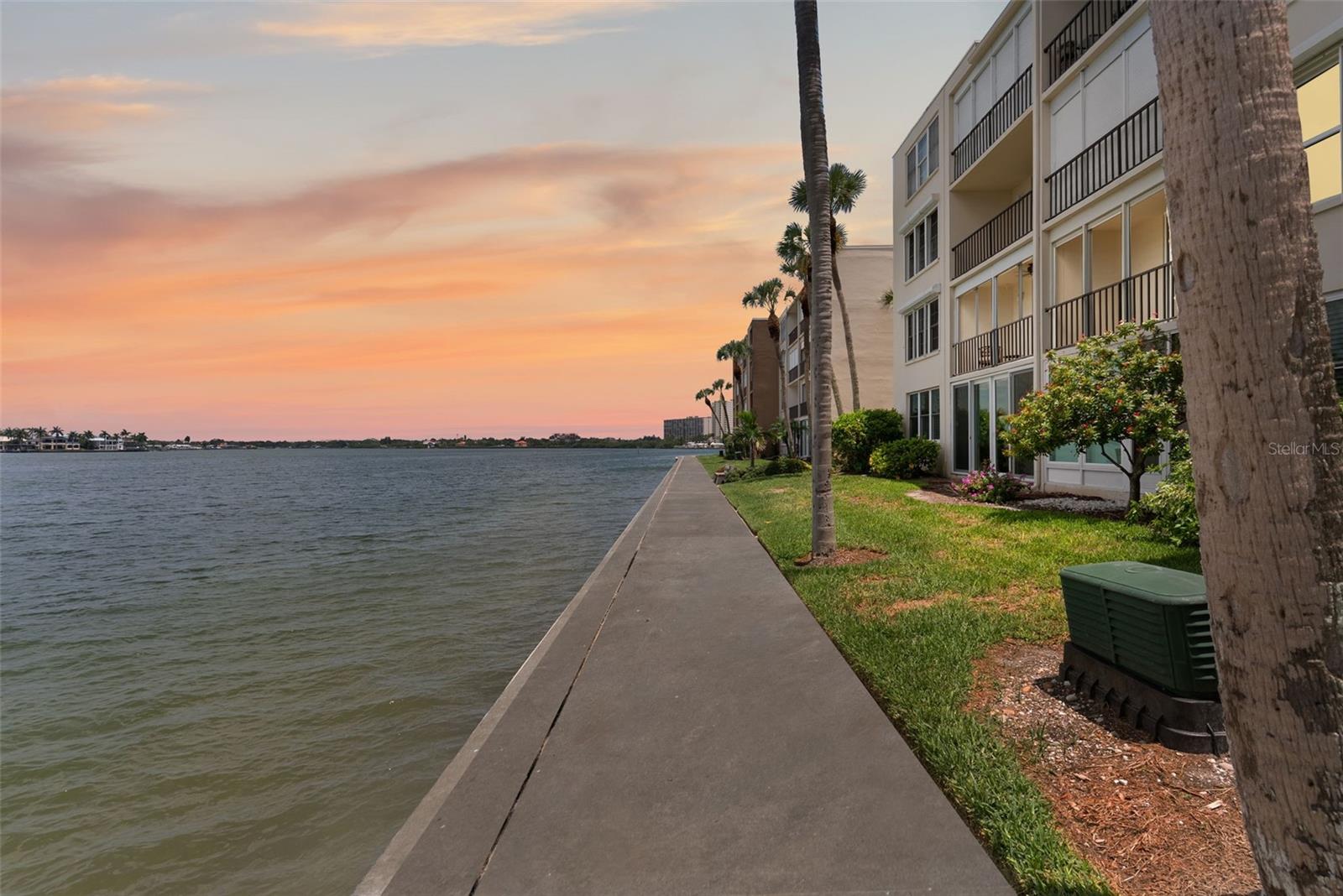 Photo of 7920 SUN ISLAND DRIVE #202 SOUTH PASADENA FL 33707