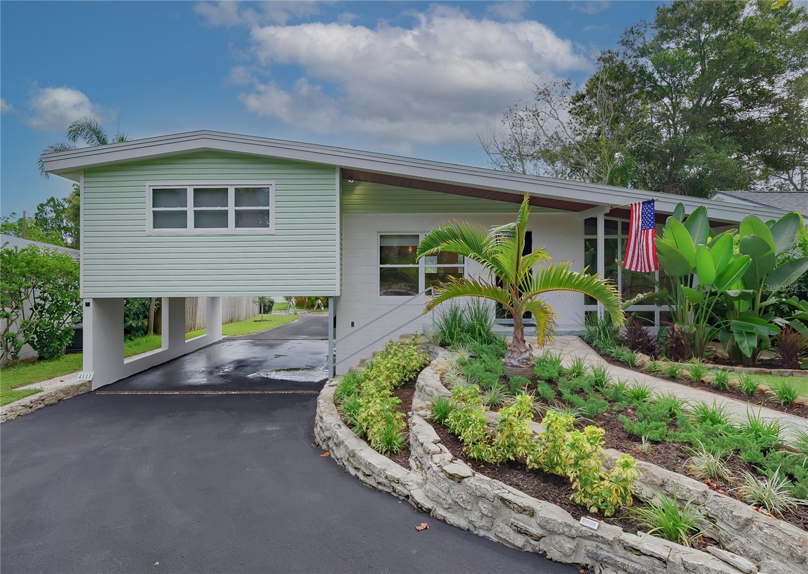 Photo of 4111 DR MARTIN LUTHER KING JR STREET ST PETERSBURG FL 33703