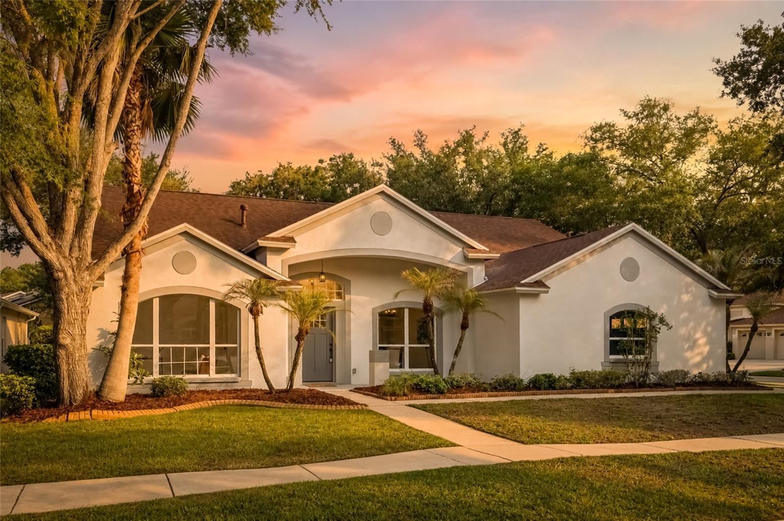 Photo of 10117 WHISPER POINTE DRIVE TAMPA FL 33647