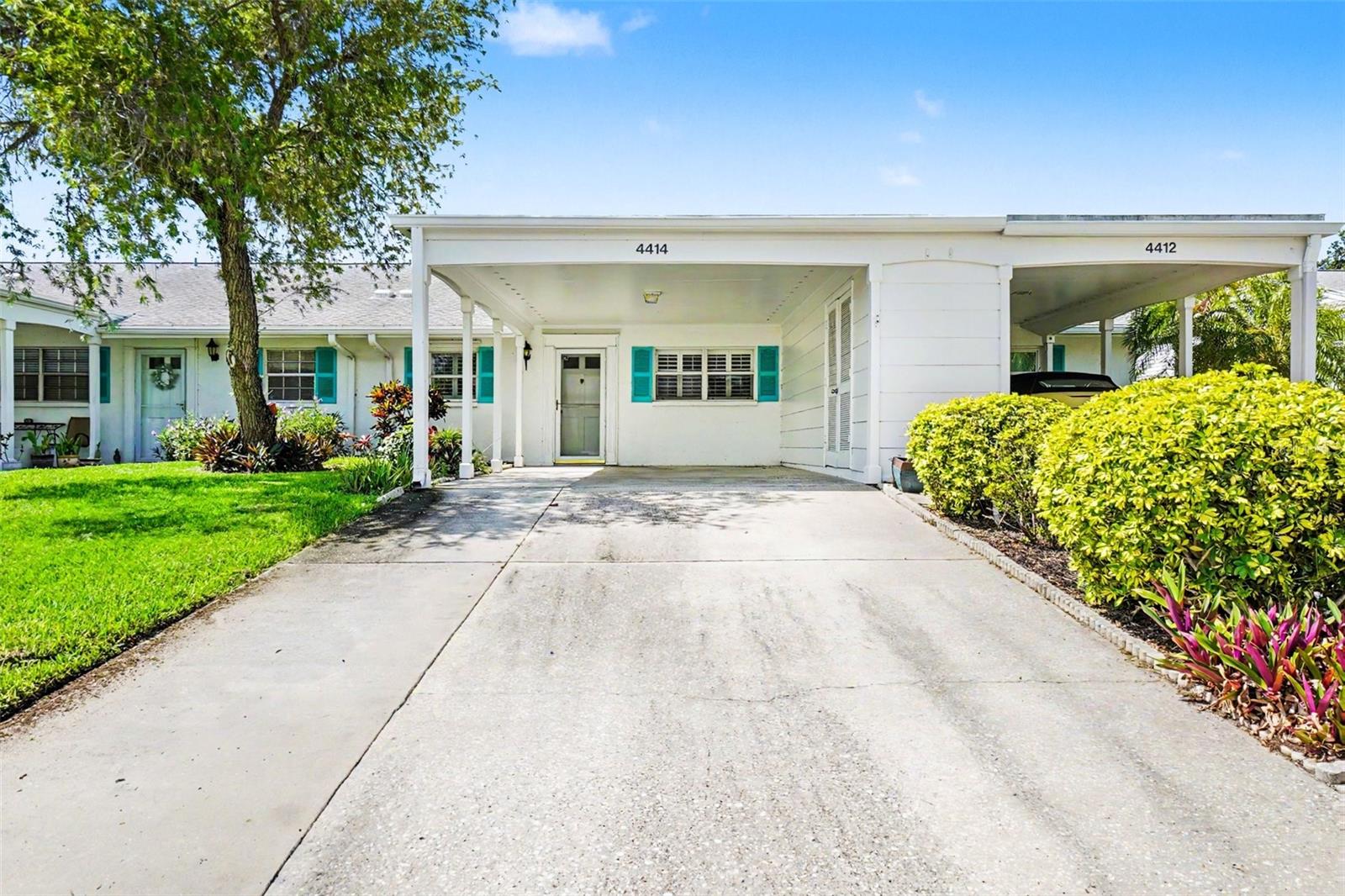 Photo of 4414 MOUNT VERNON DRIVE BRADENTON FL 34210