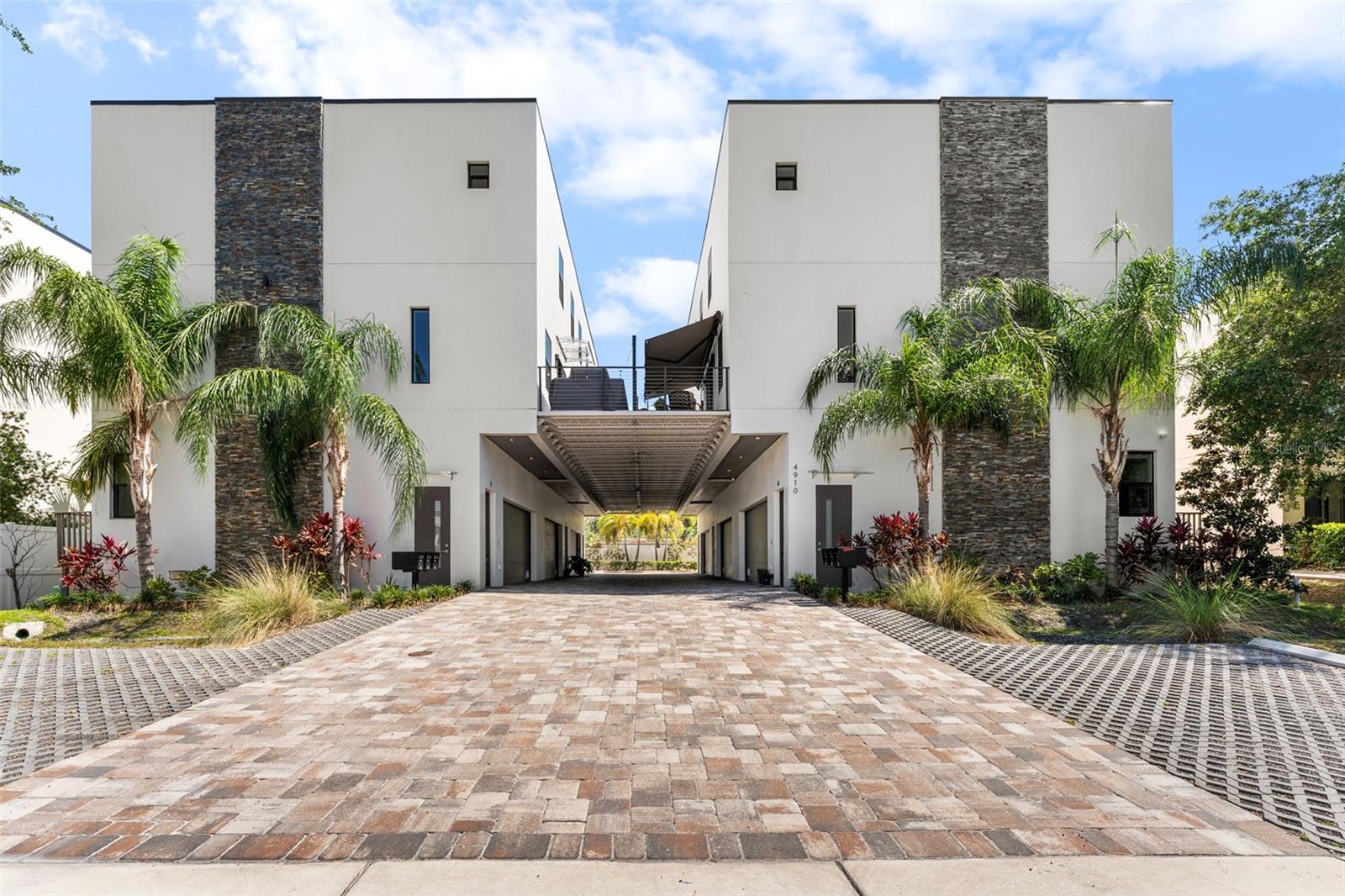 Photo of 4910 W MCELROY AVENUE #6 TAMPA FL 33611