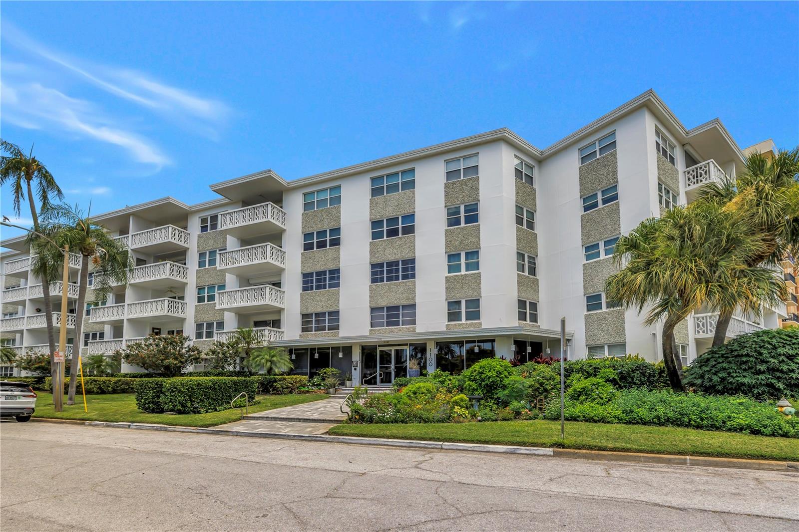 Photo of 1100 N SHORE DRIVE #307 ST PETERSBURG FL 33701