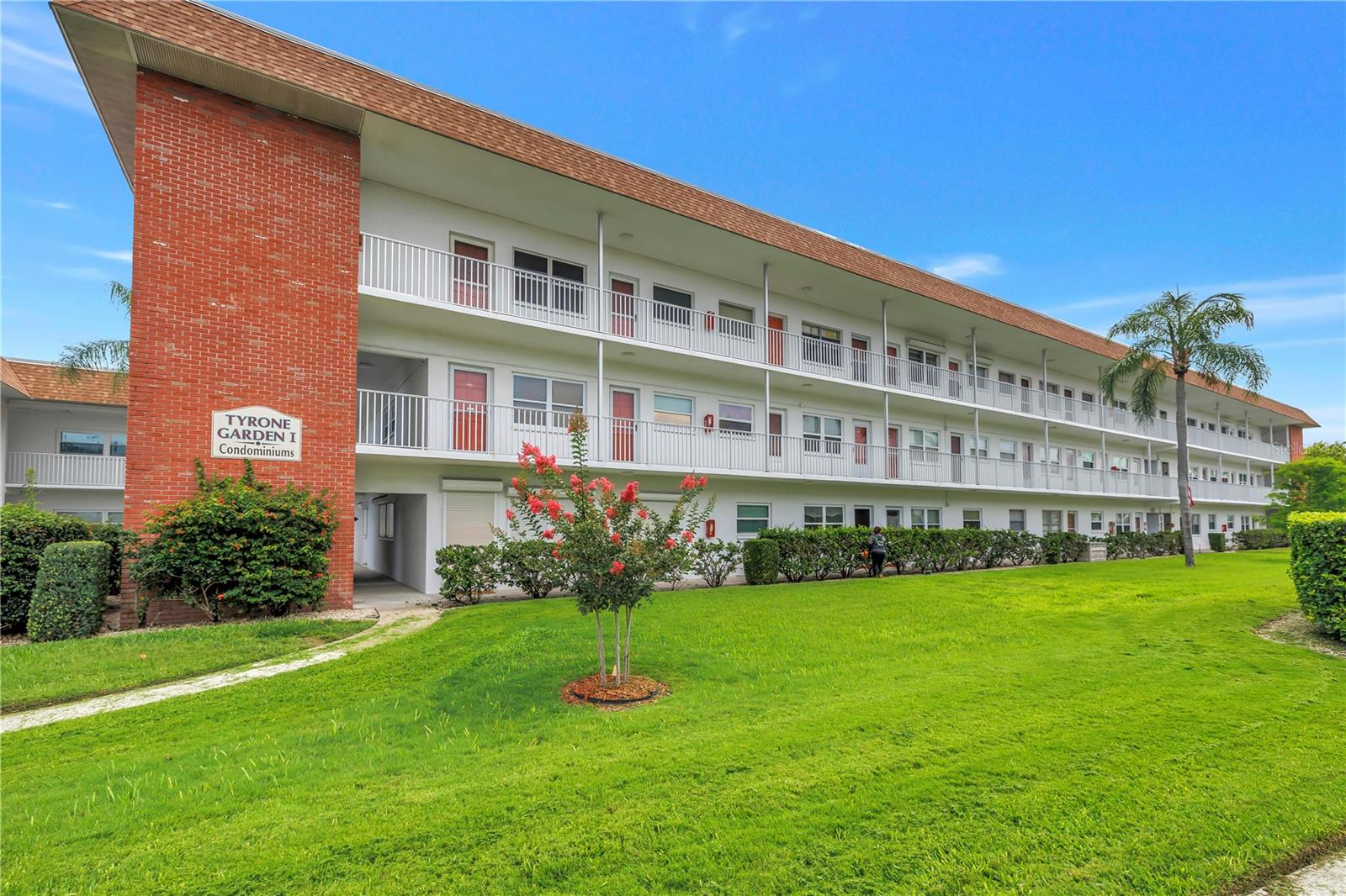 Photo of 5729 13TH AVENUE #102D ST PETERSBURG FL 33710