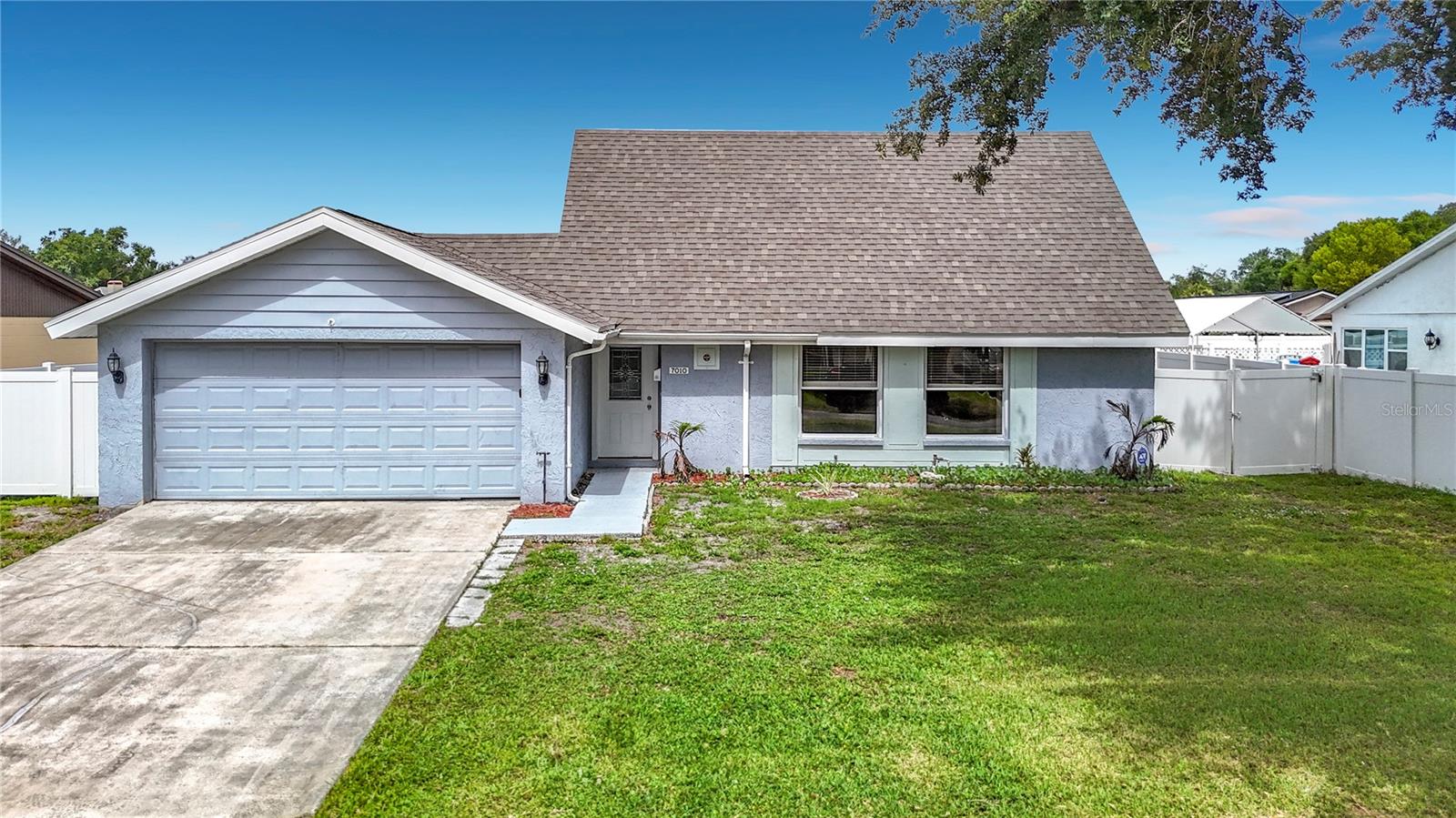 Photo of 7010 COBBLEWOOD COURT TAMPA FL 33615