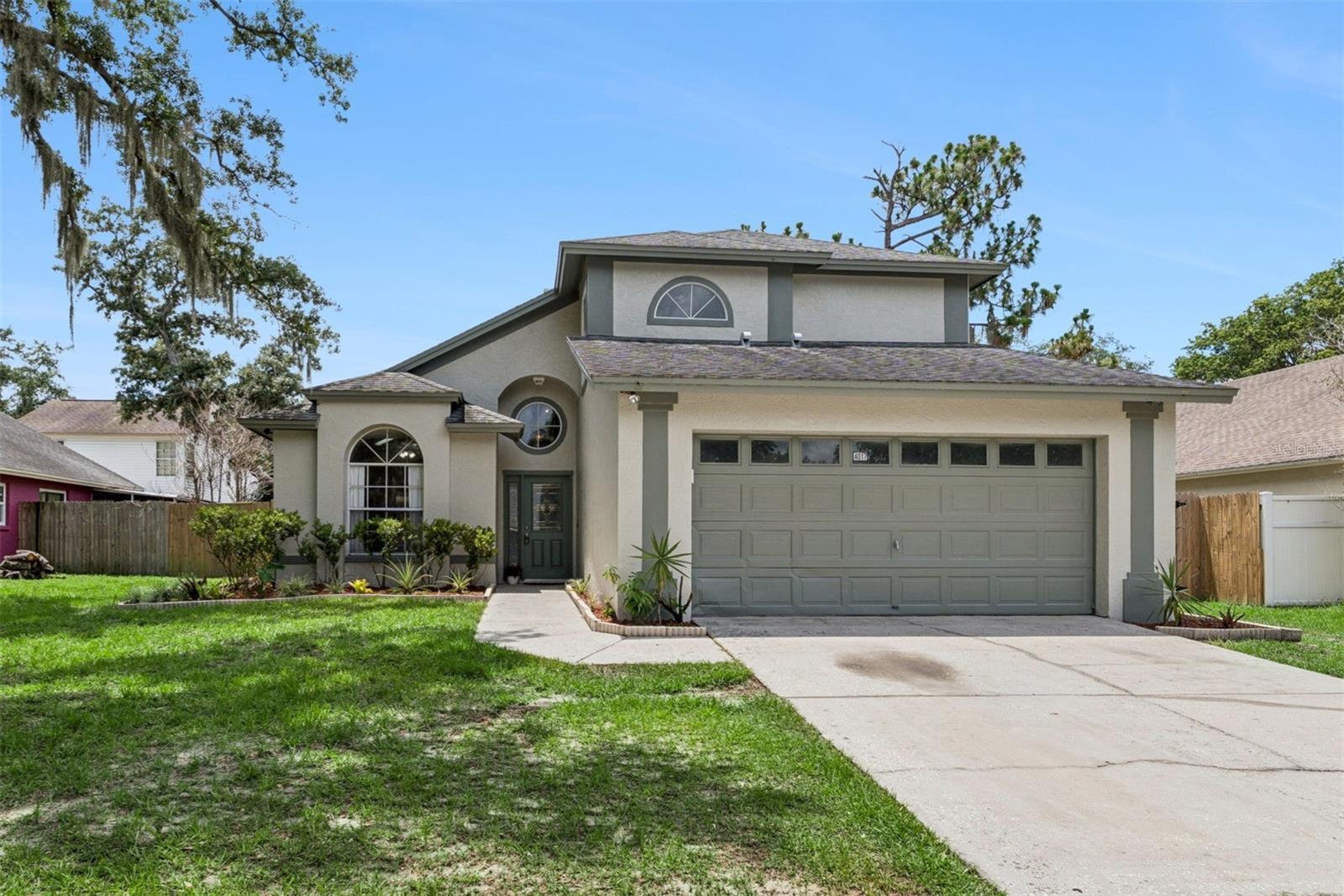 Photo of 4017 QUAIL BRIAR DRIVE VALRICO FL 33596