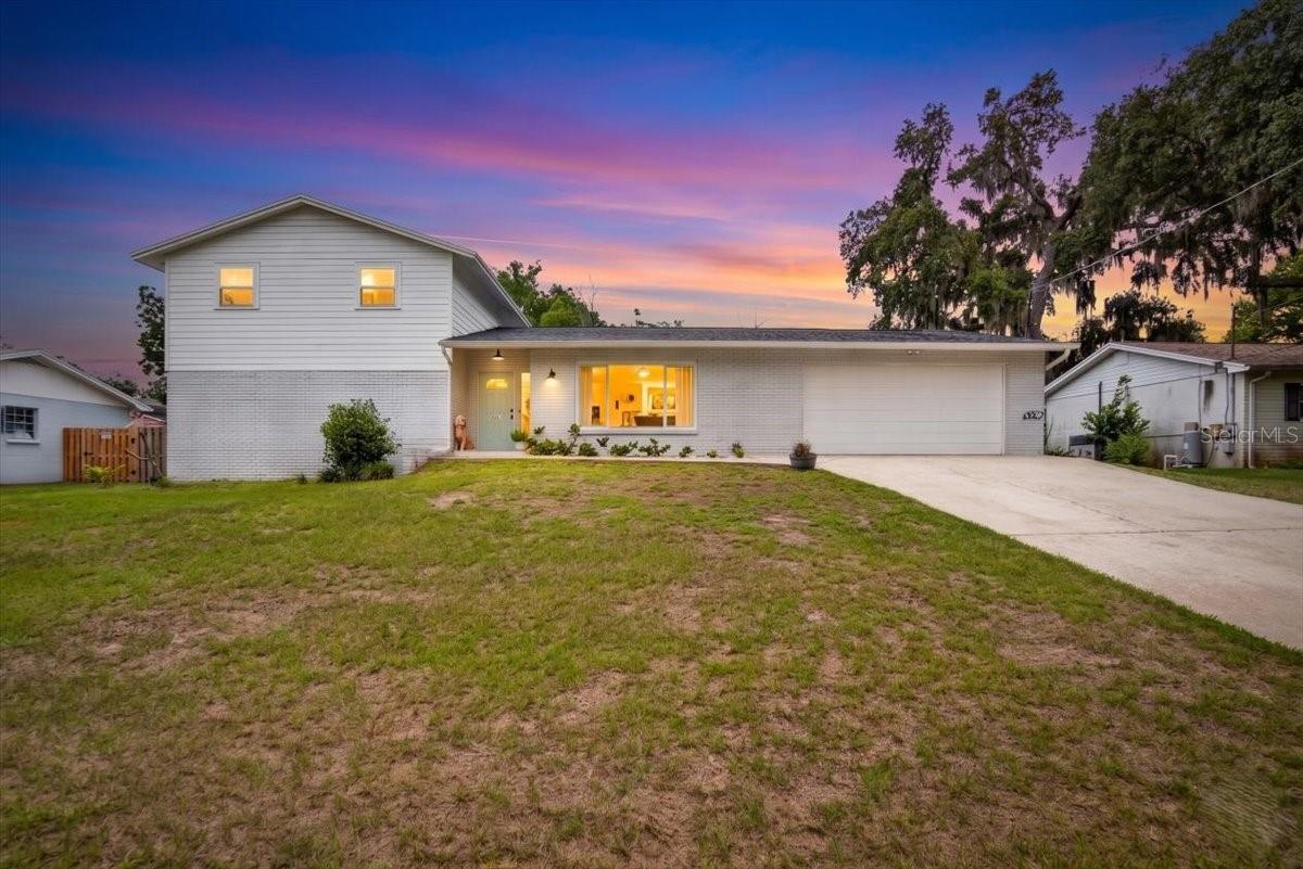 Photo of 115 W BRENTRIDGE DRIVE BRANDON FL 33511