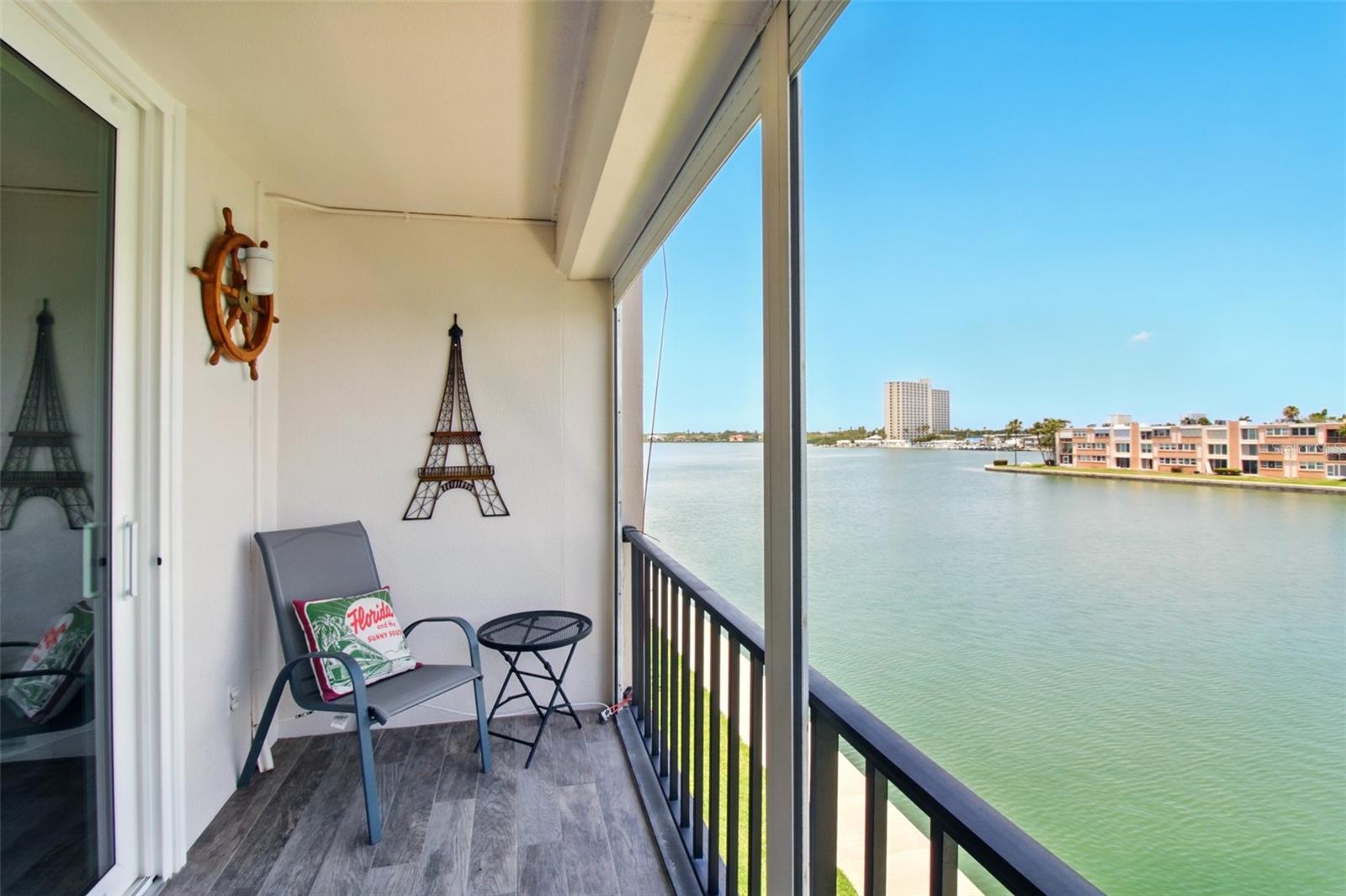 Photo of 7625 SUN ISLAND DRIVE #304 SOUTH PASADENA FL 33707