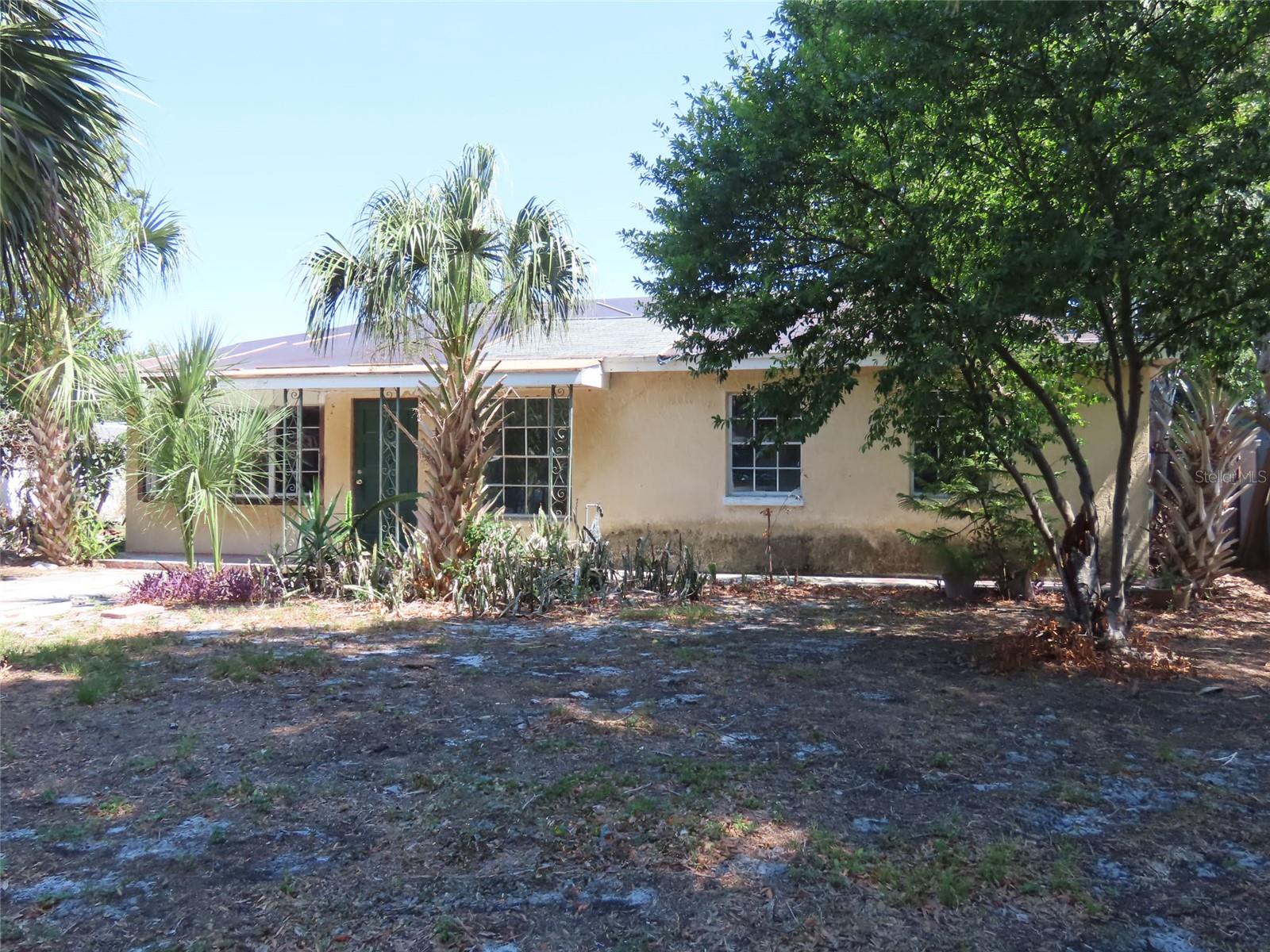 Photo of 3911 W LEILA AVENUE TAMPA FL 33616