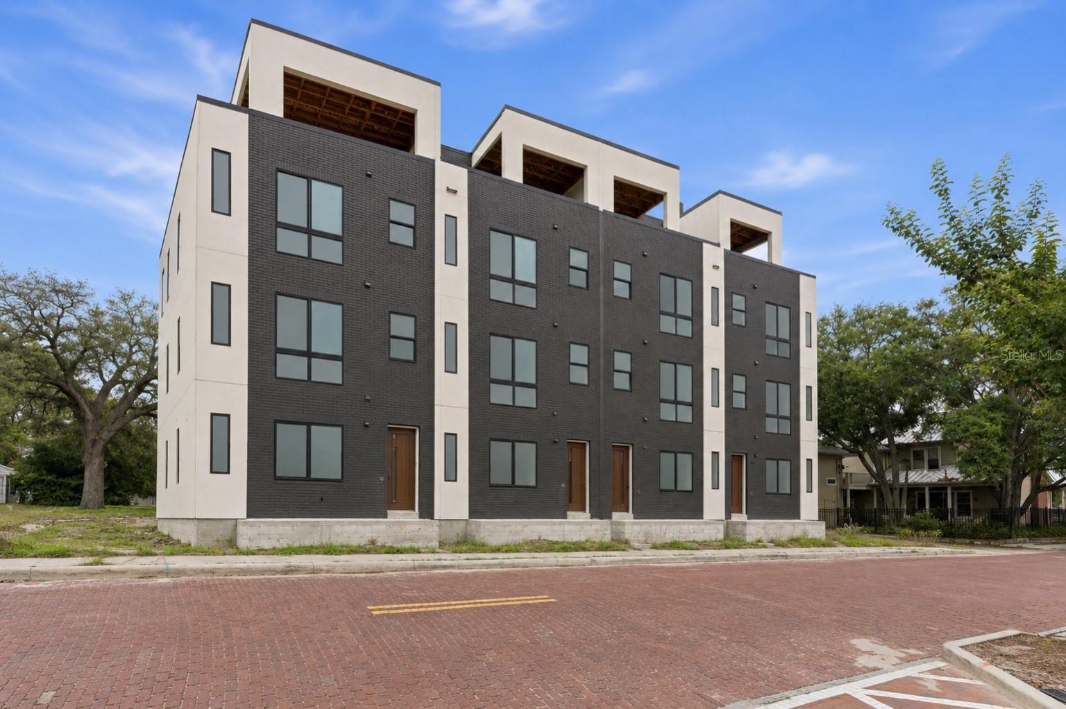 Photo of 2119 N OLA AVENUE #2 TAMPA FL 33602