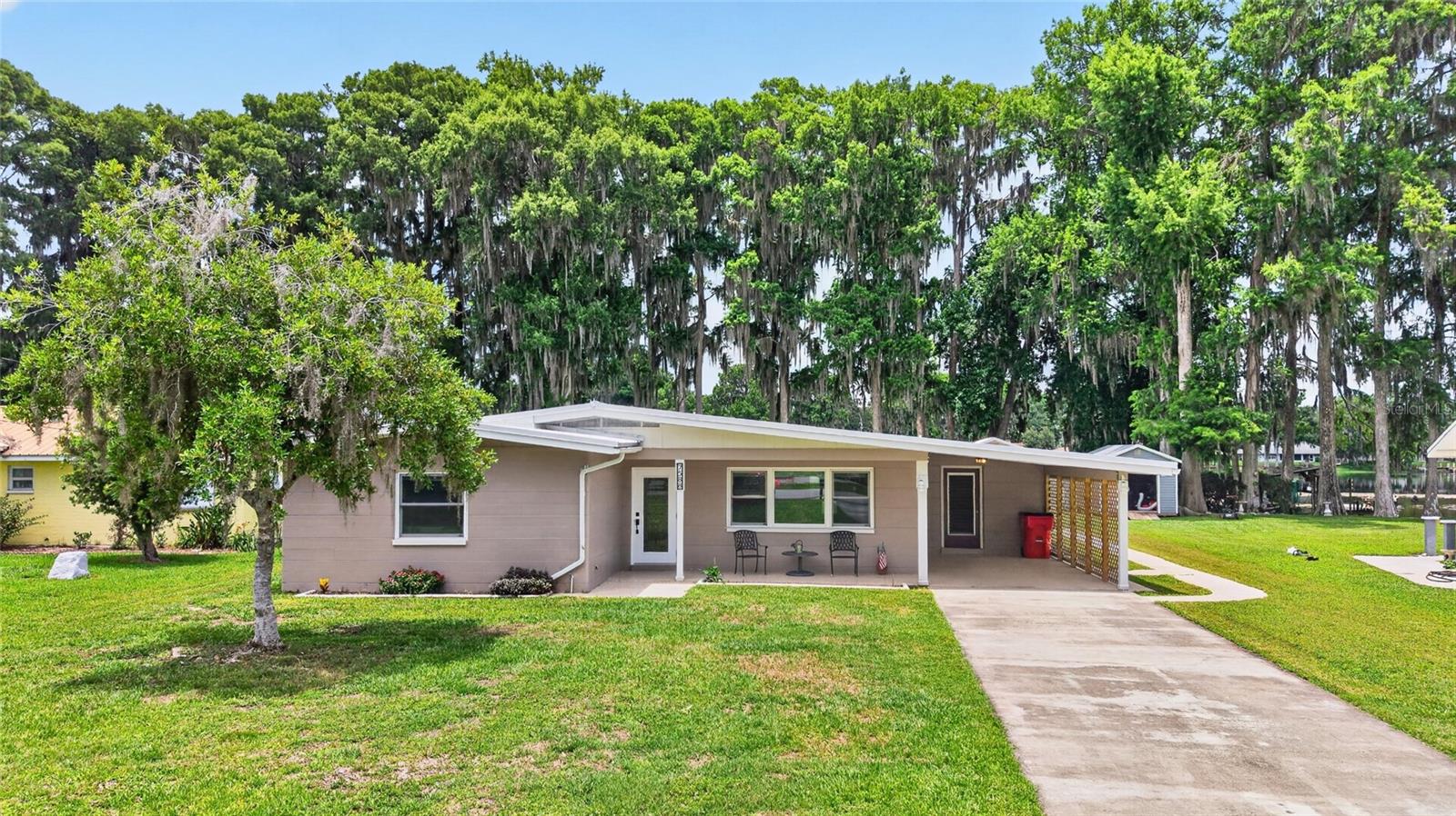 Photo of 7588 S CRESCENT LOOP FLORAL CITY FL 34436