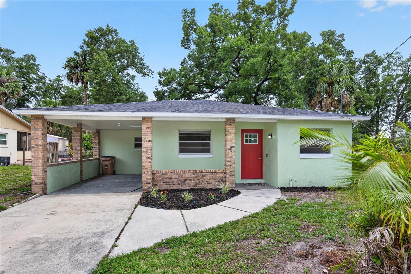 Photo of 25342 CARNOUSTIE DRIVE SORRENTO FL 32776