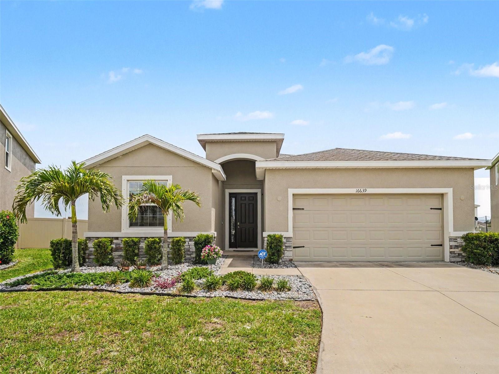 Photo of 16639 GOOSE RIBBON PLACE WIMAUMA FL 33598